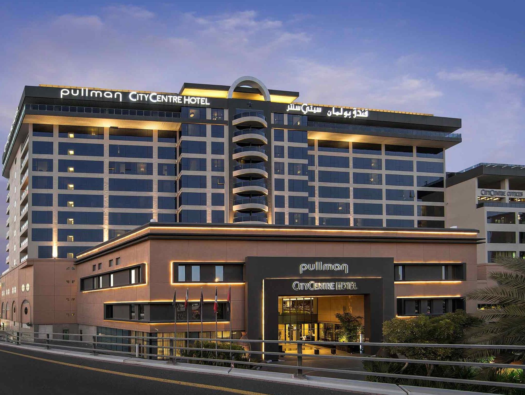 Ngoại cảnh khách sạn