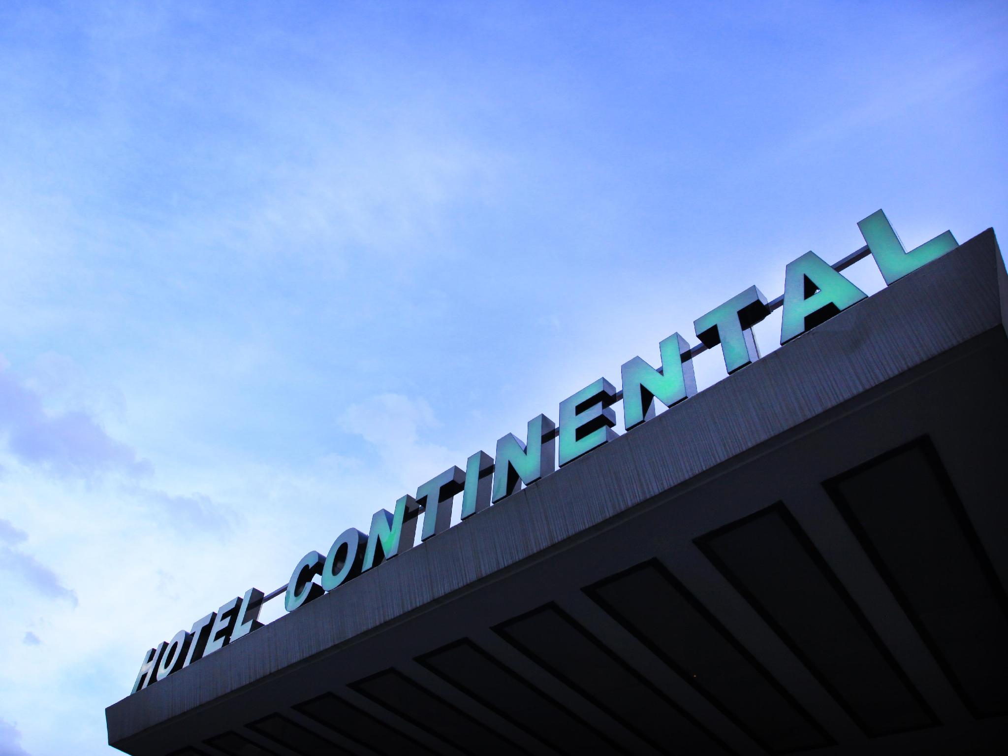 Ngoại cảnh khách sạn