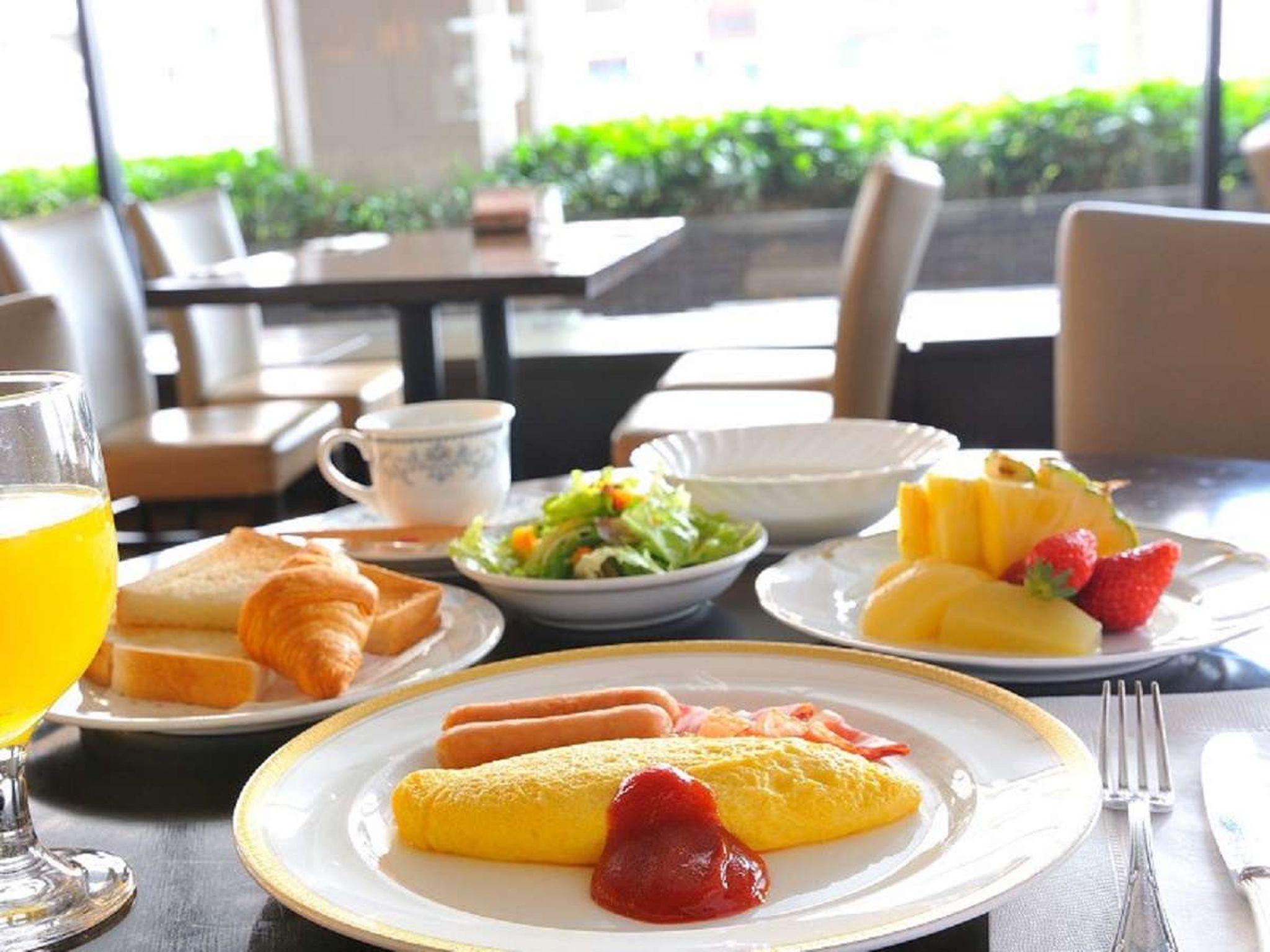 Đồ ăn và thức uống