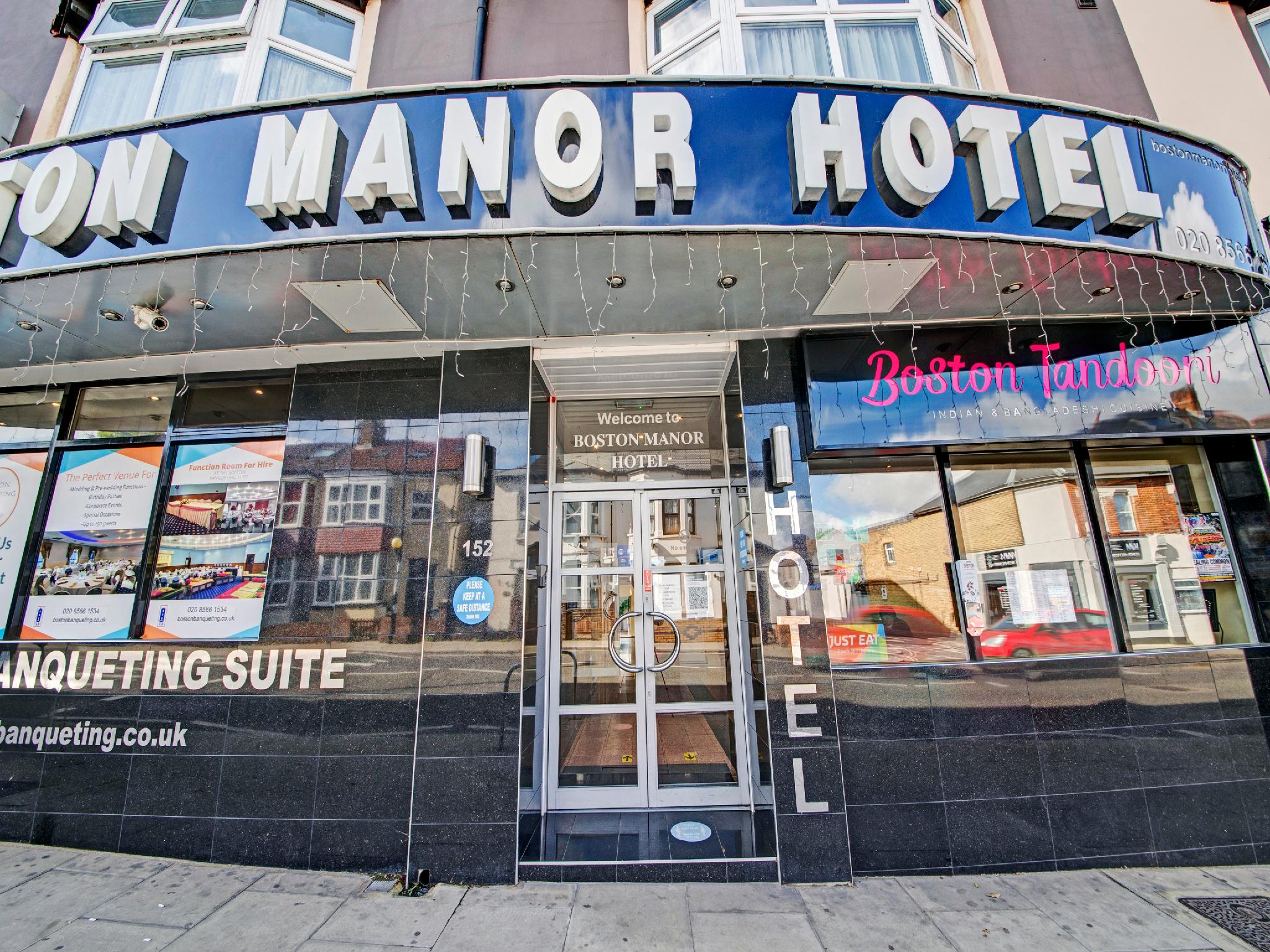 Ngoại cảnh khách sạn