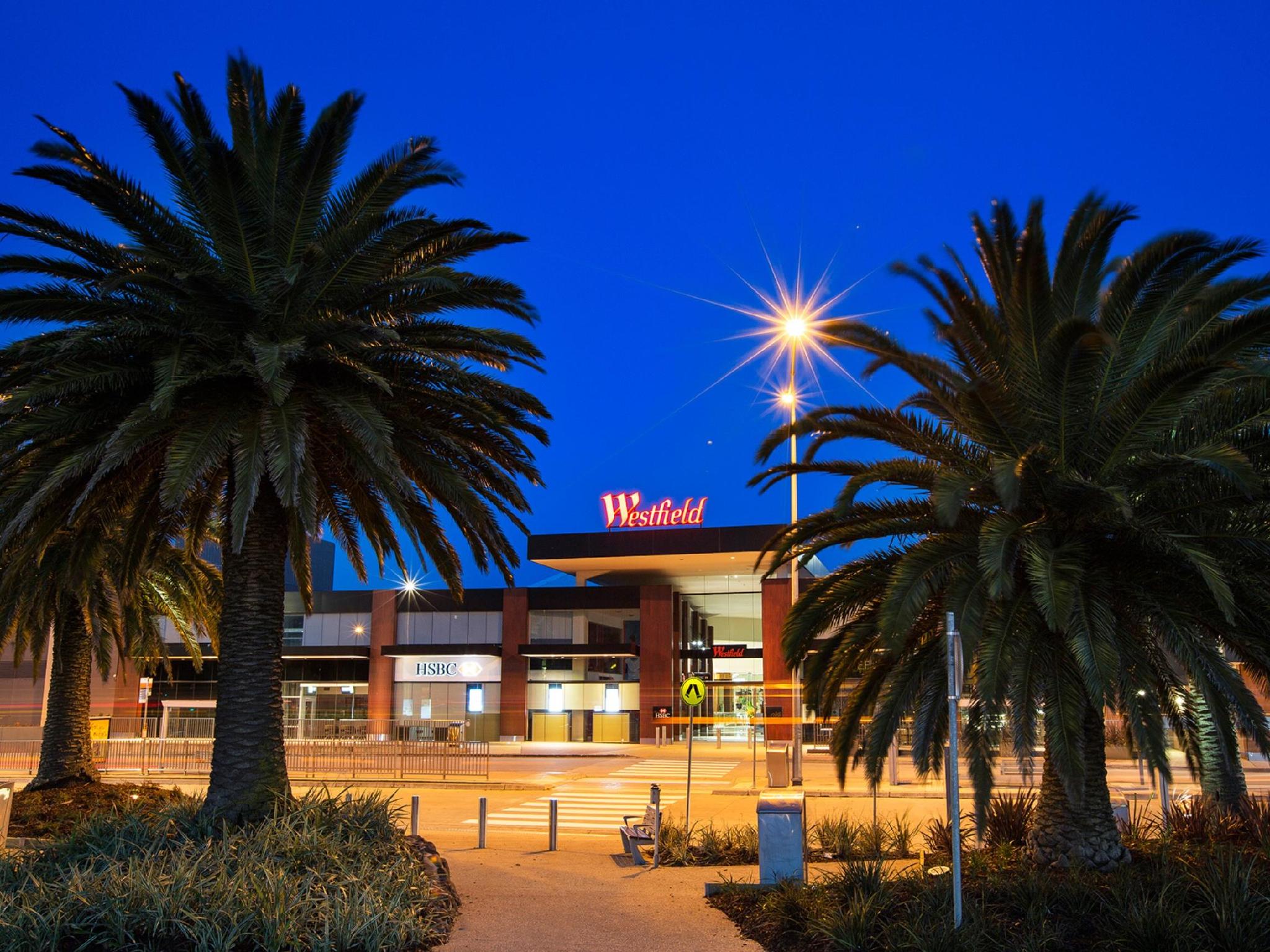 Khu vực xung quanh