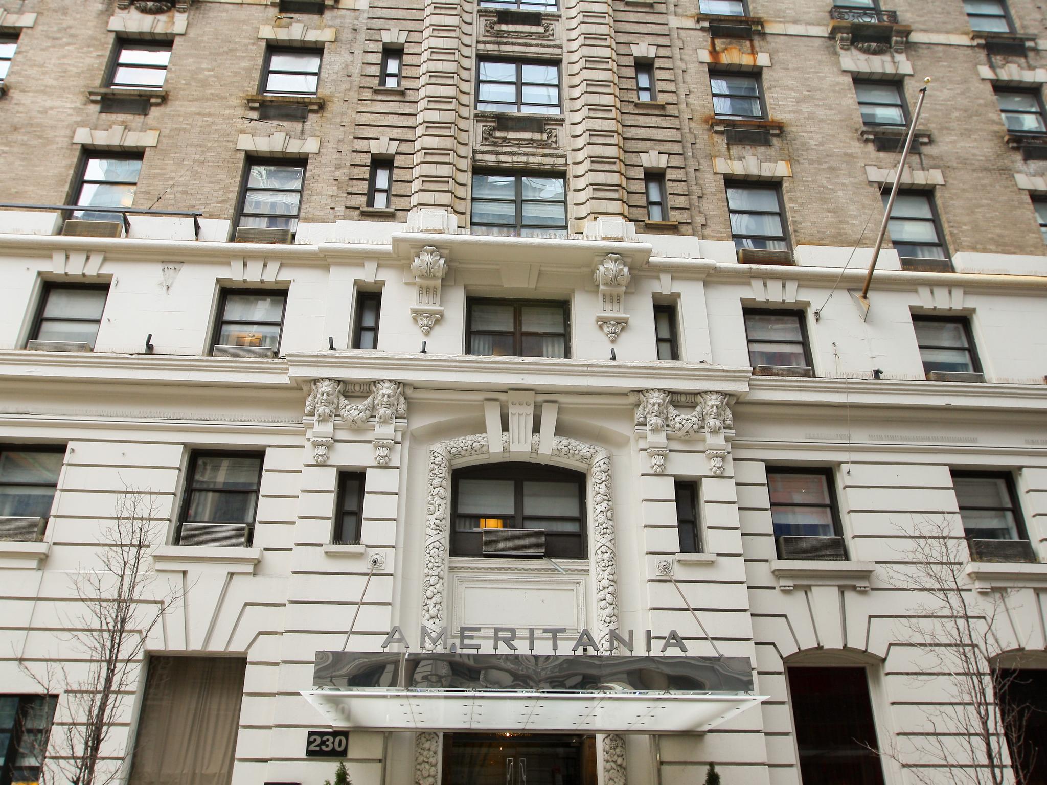 Ngoại cảnh khách sạn