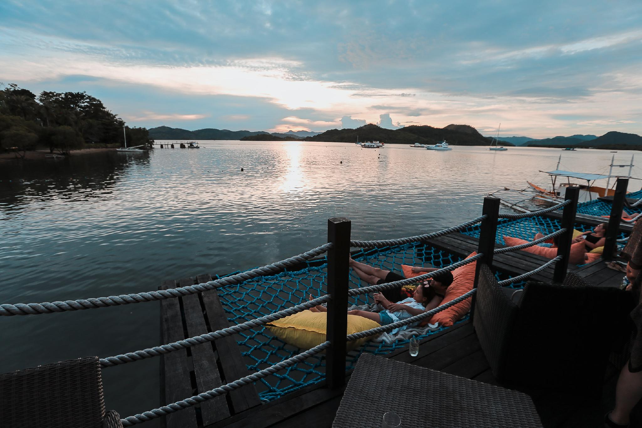 Ngoại cảnh khách sạn