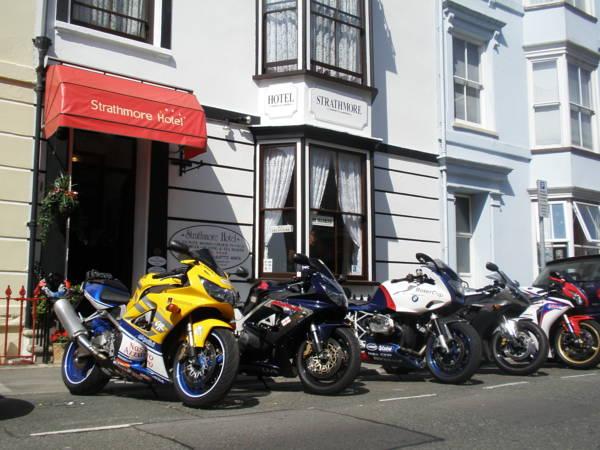 Ngoại cảnh khách sạn