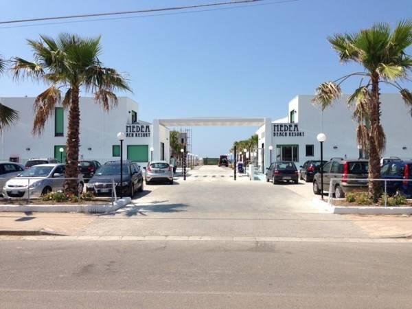 Khu vực xung quanh