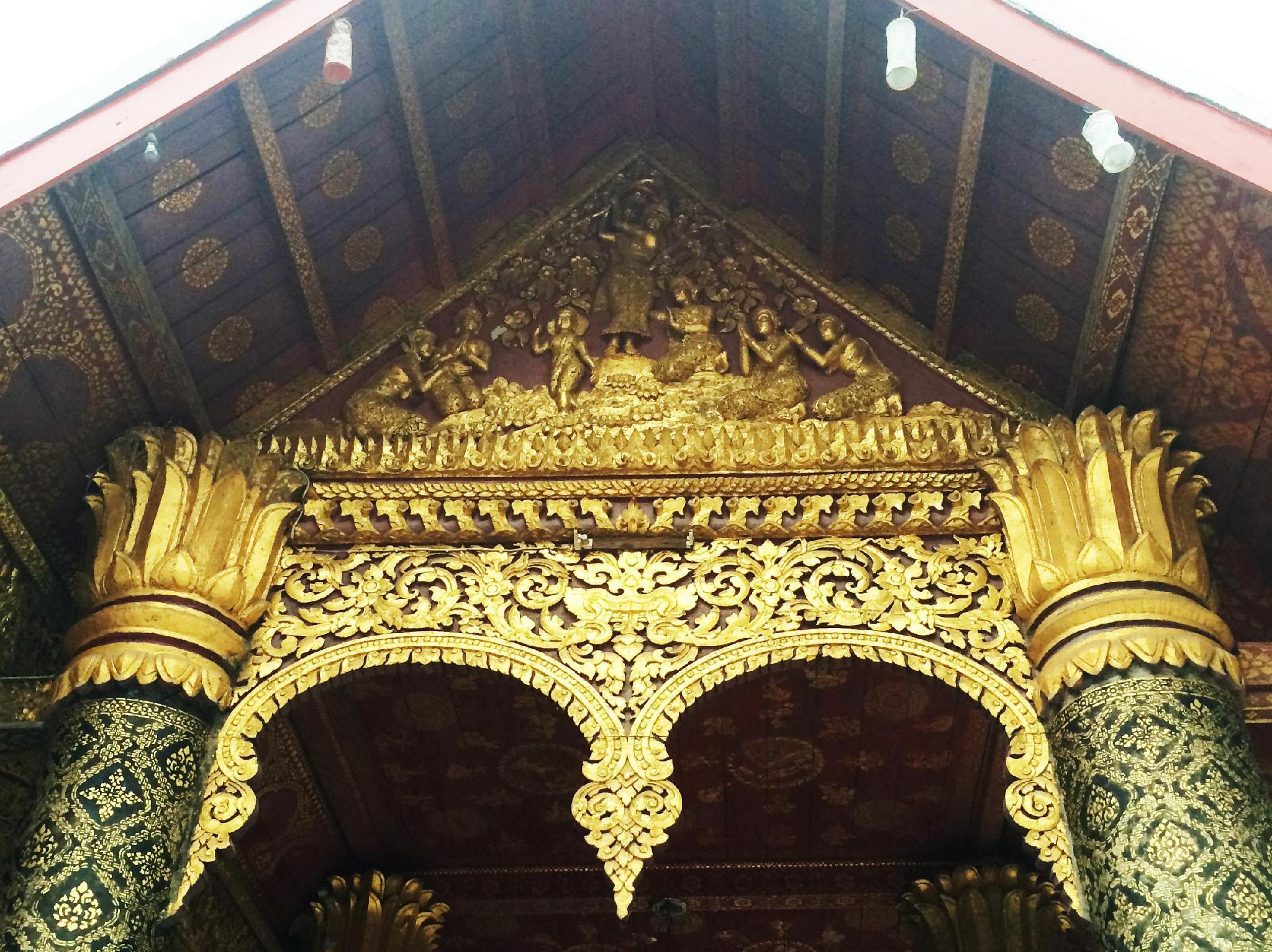 Nơi tham quan gần đây