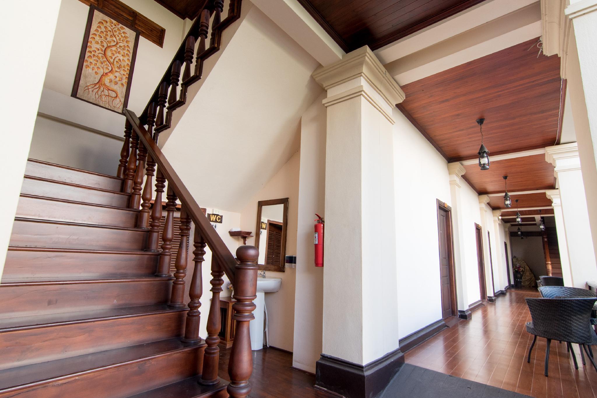 Ngoại cảnh khách sạn