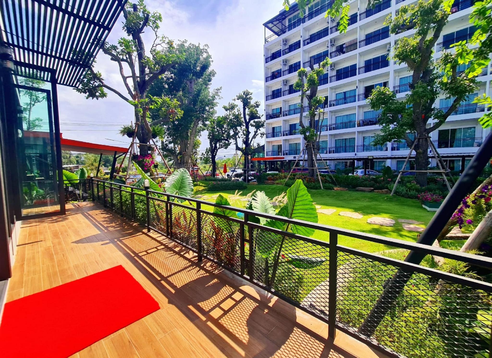 Ngoại cảnh khách sạn