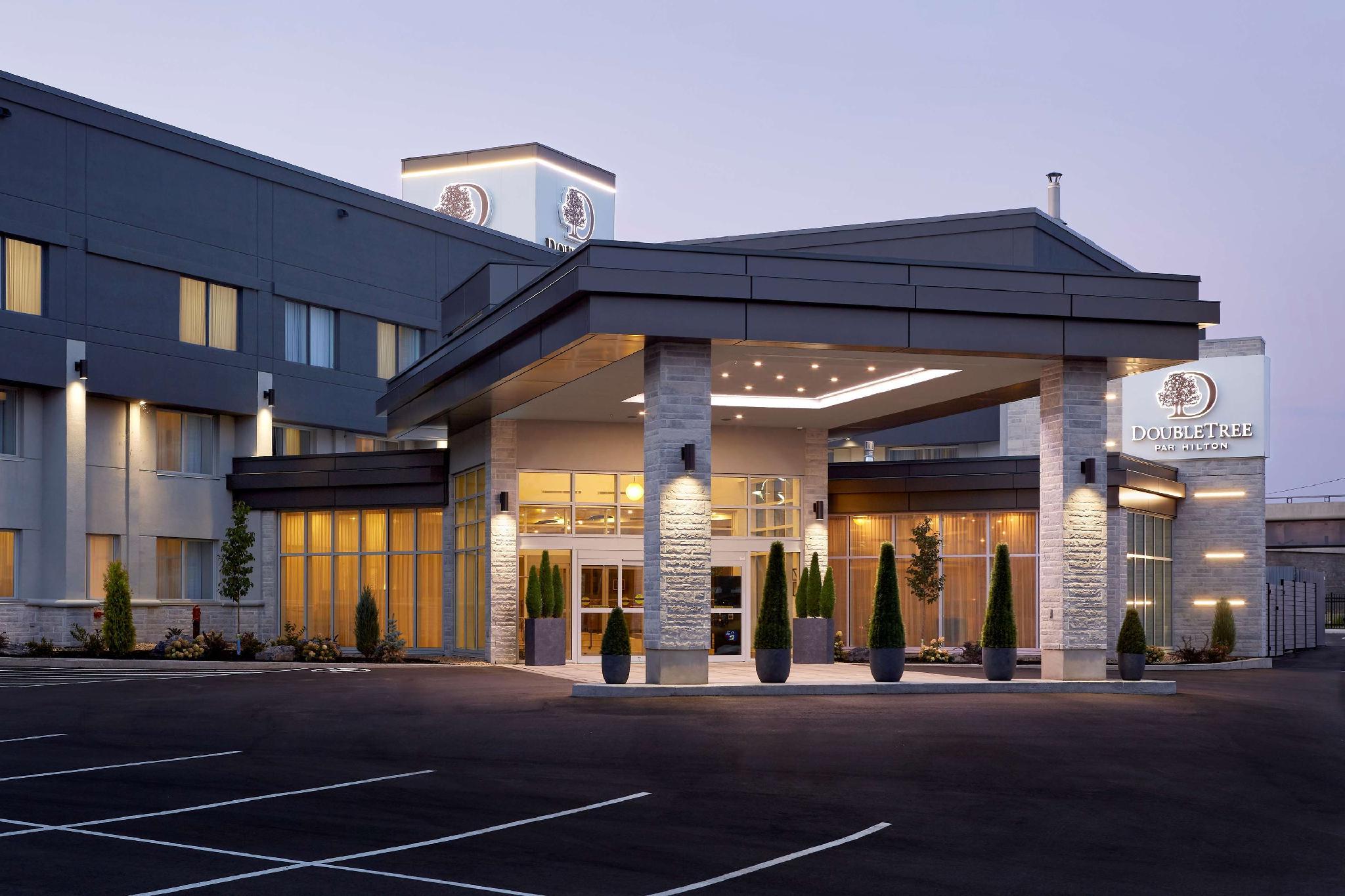 Ngoại cảnh khách sạn