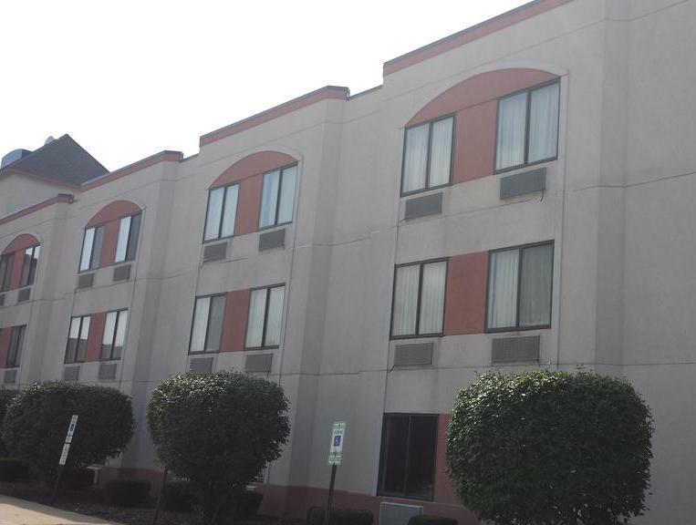 Ngoại cảnh khách sạn