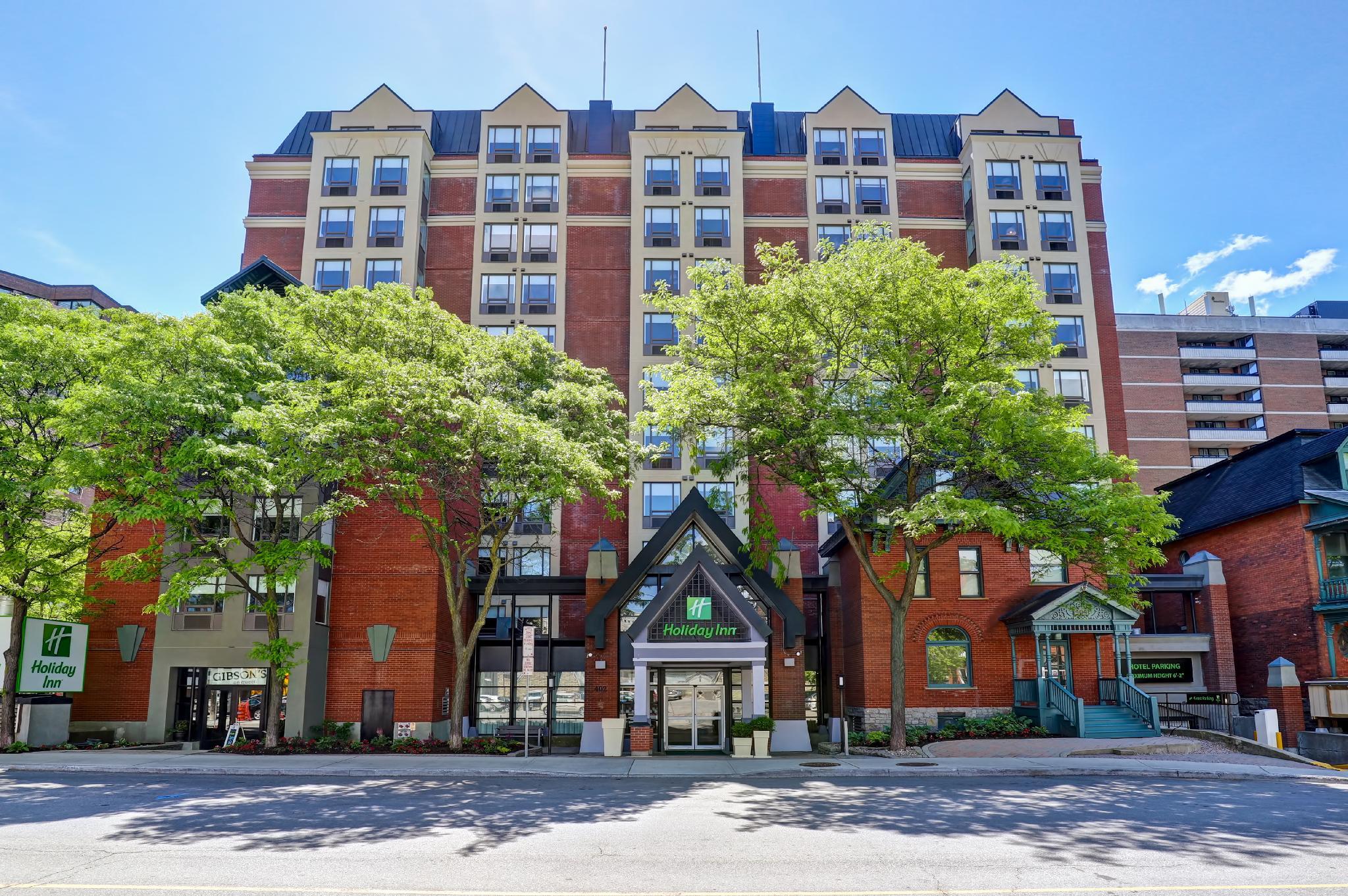 Ngoại cảnh khách sạn