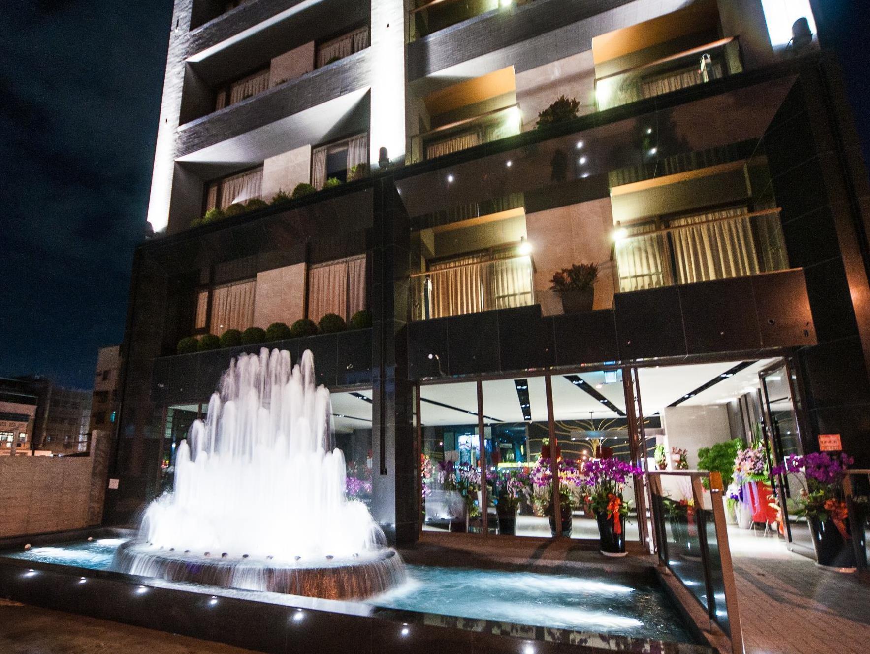 Ngoại cảnh khách sạn