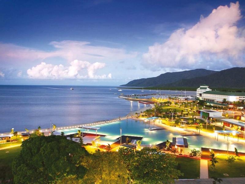 Khu vực xung quanh