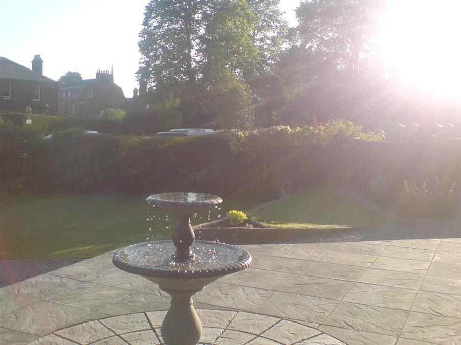 Khu vực xung quanh