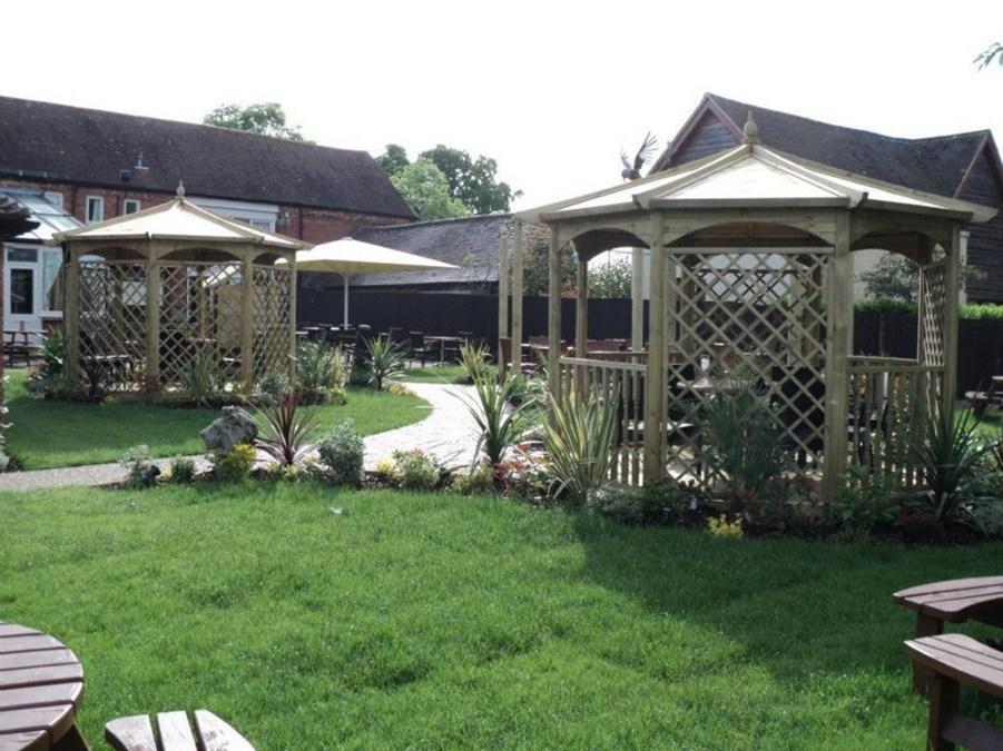 Ngoại cảnh khách sạn