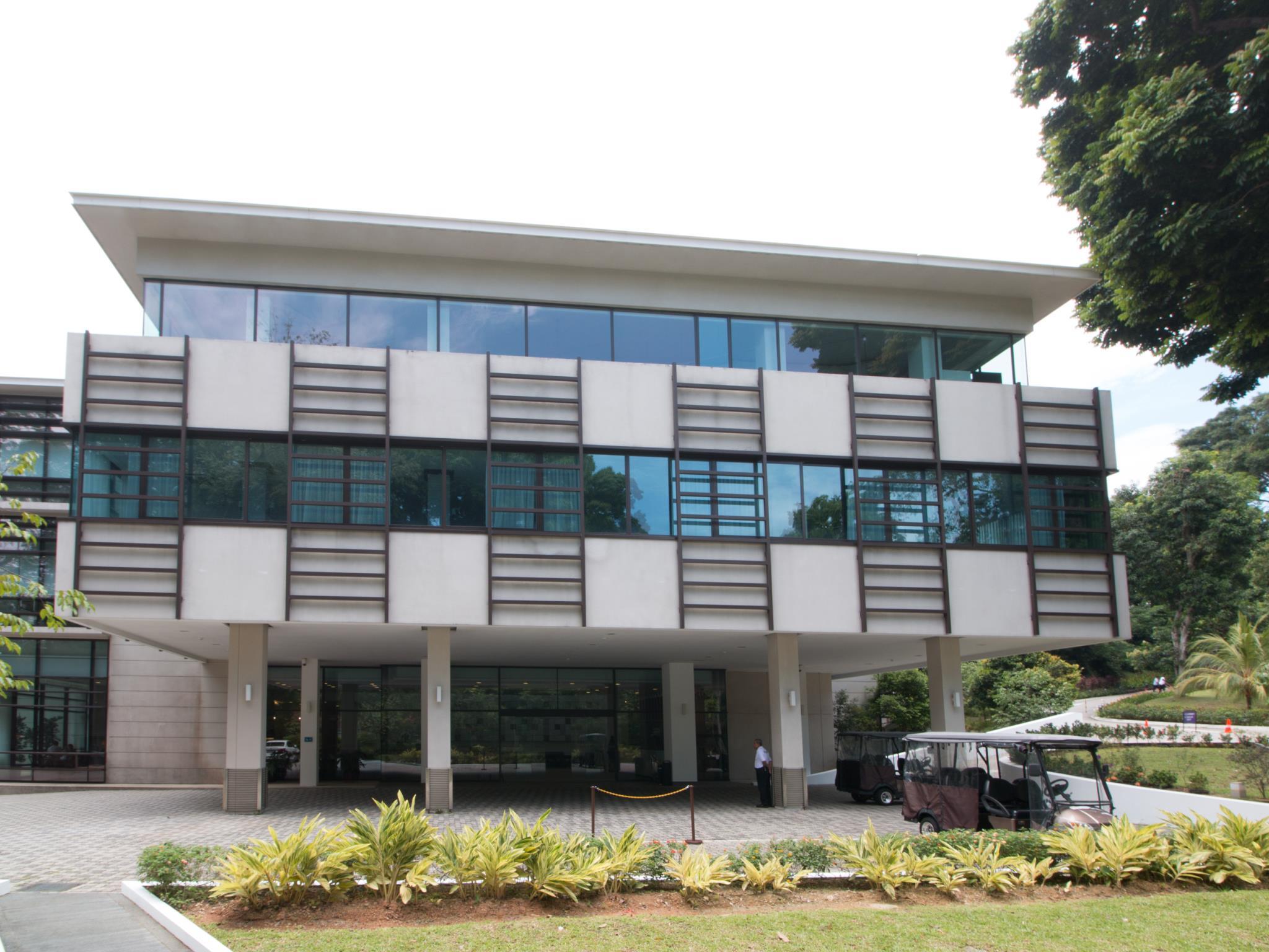 Ngoại cảnh khách sạn