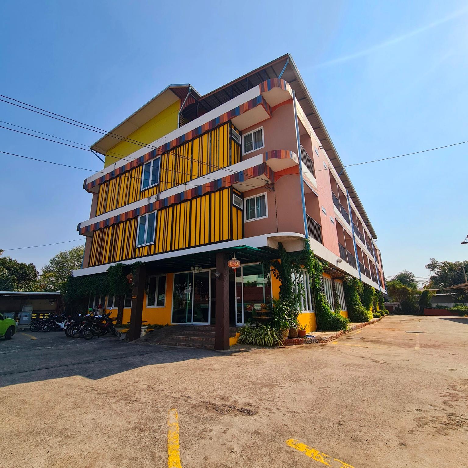 Ngoại cảnh khách sạn