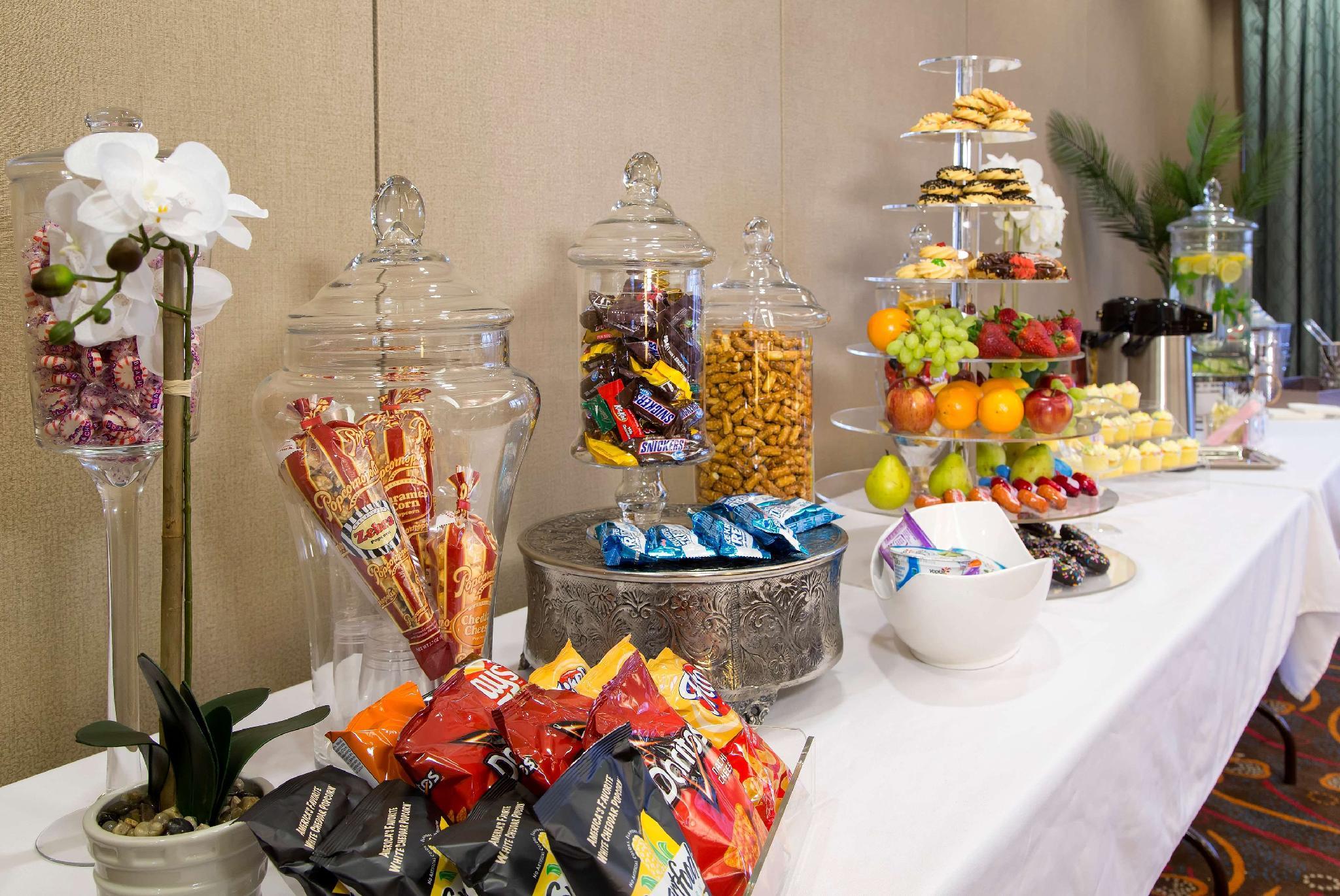 Đồ ăn và thức uống