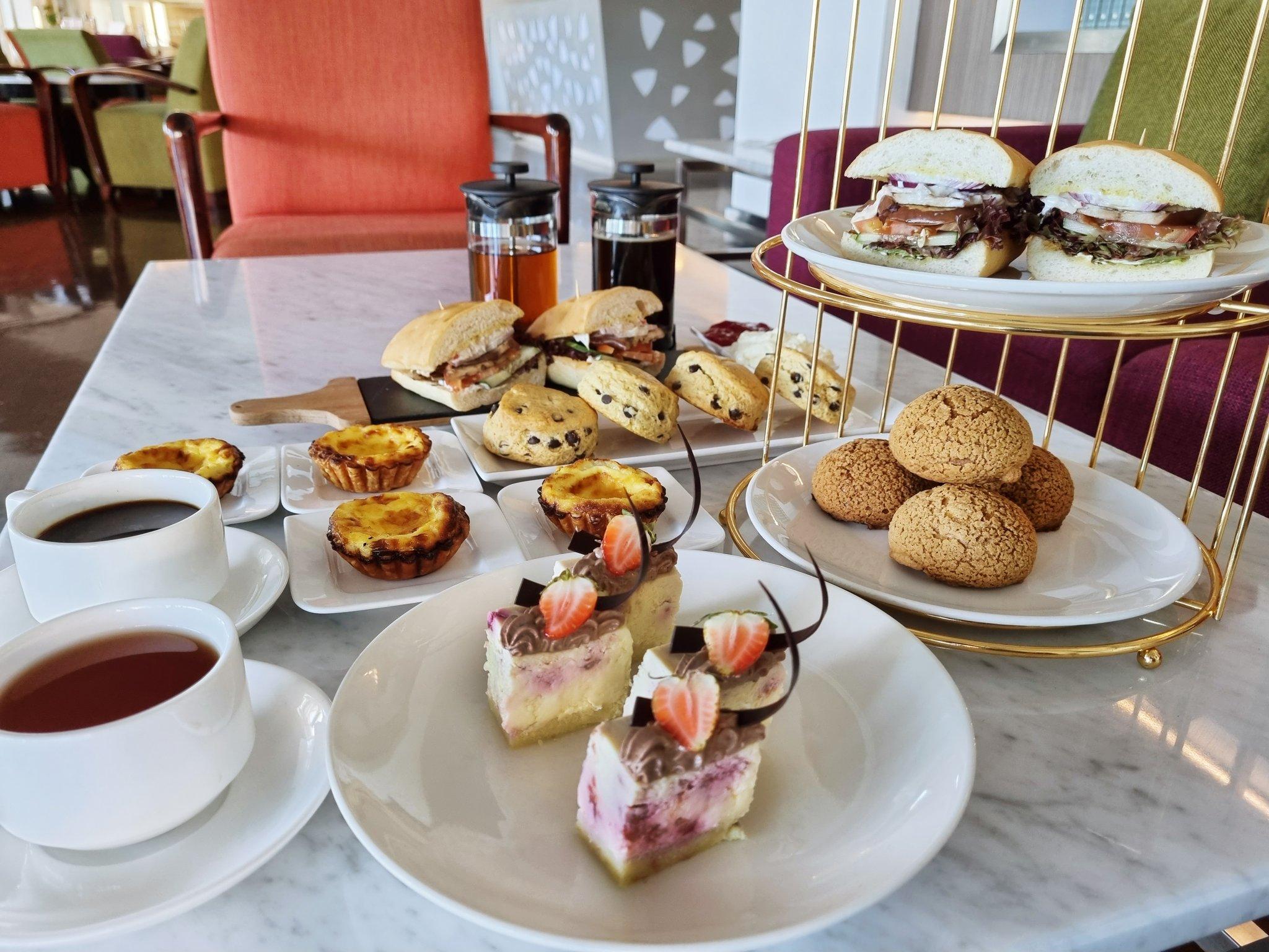 Đồ ăn và thức uống