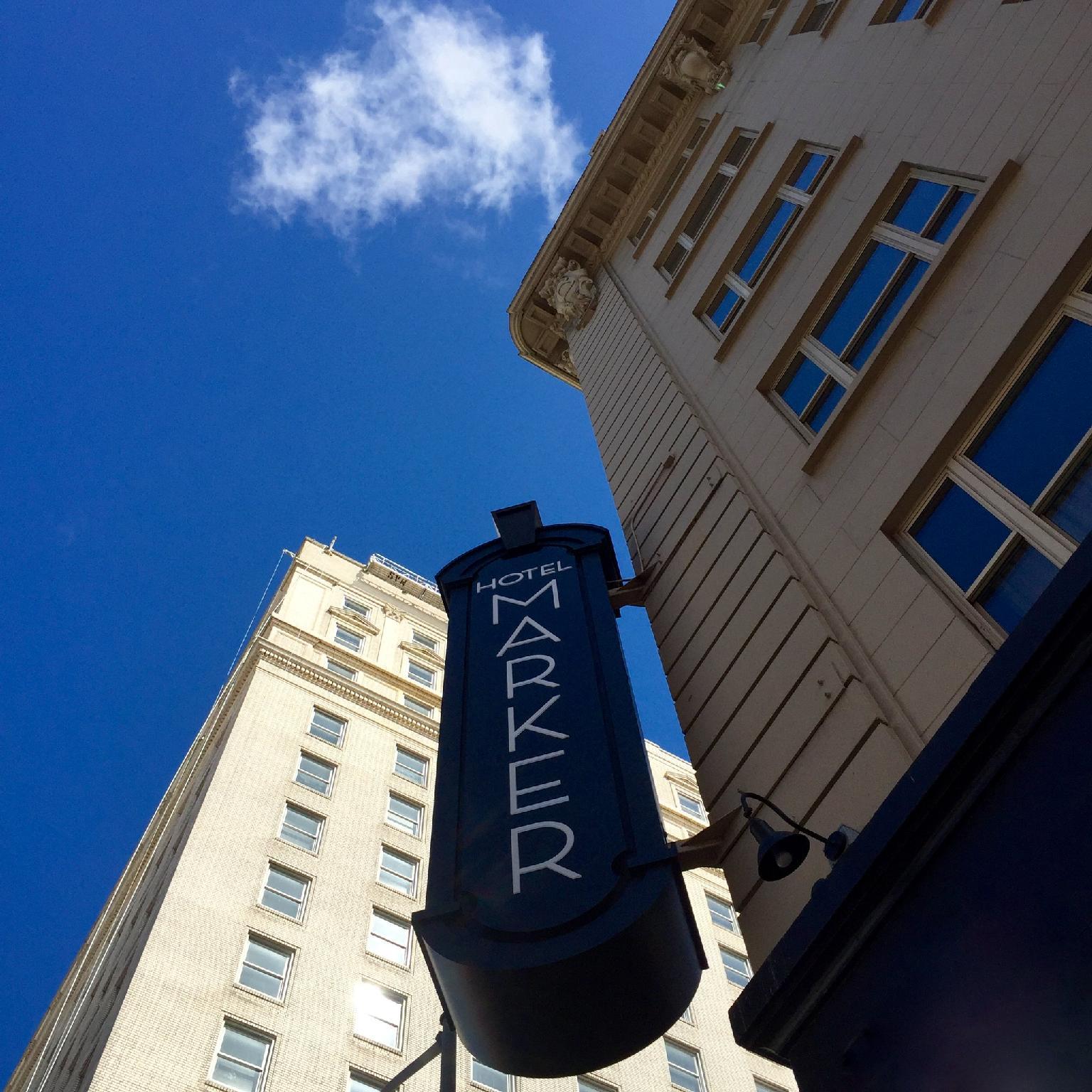 Ngoại cảnh khách sạn