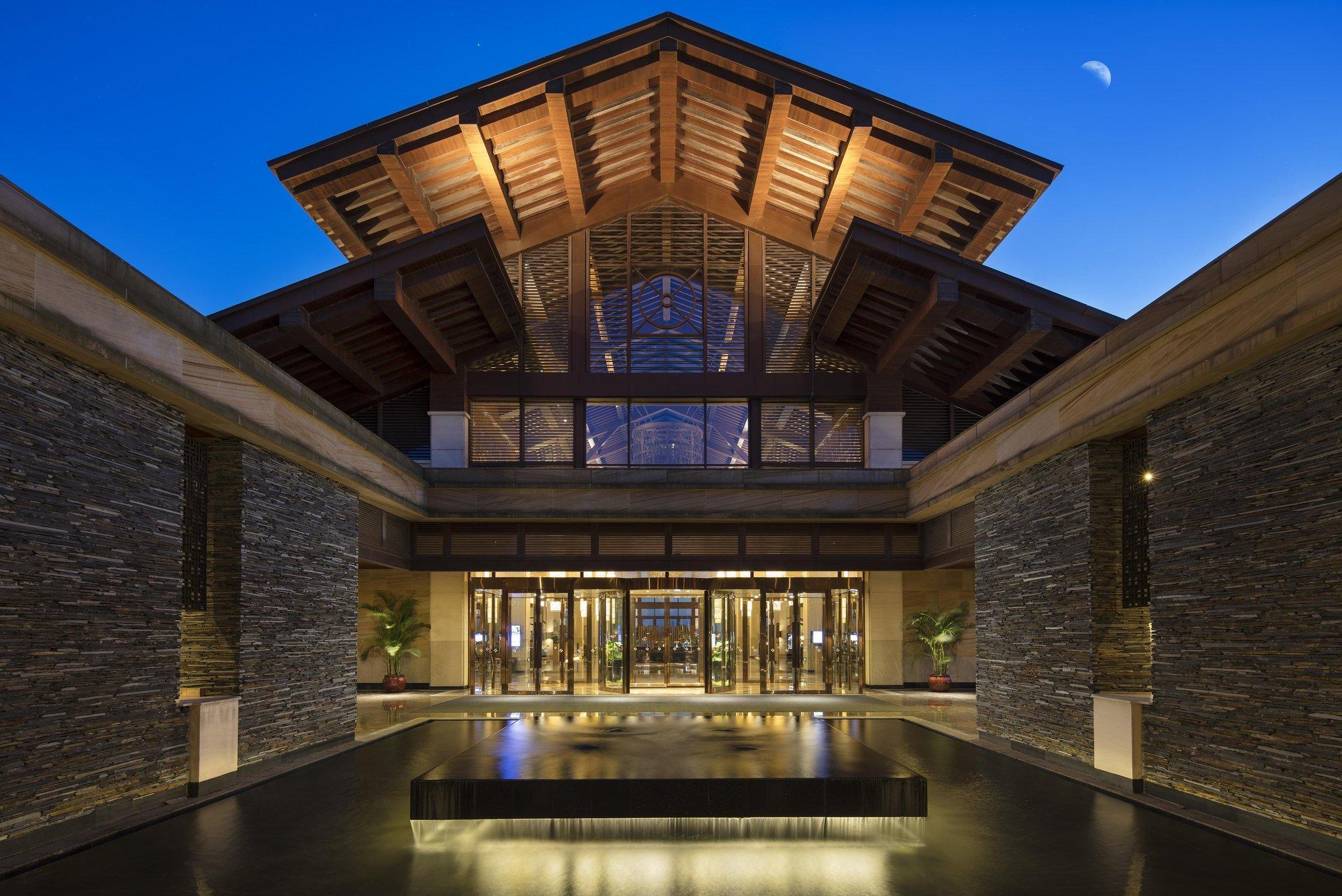 Ngoại cảnh khách sạn