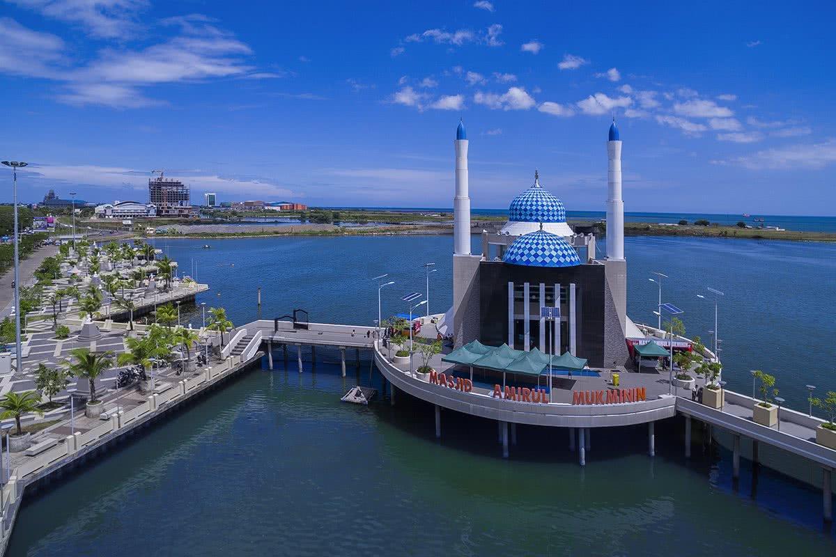 Nơi tham quan gần đây