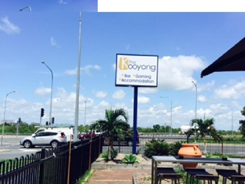 Ngoại cảnh khách sạn