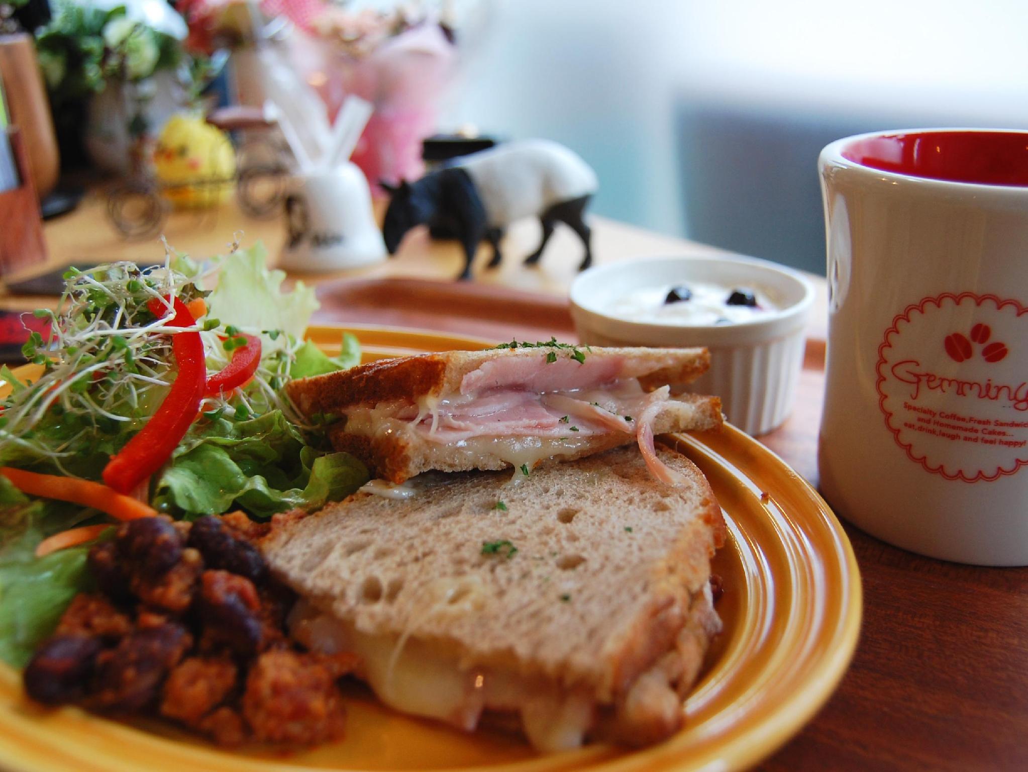 Đồ ăn và thức uống