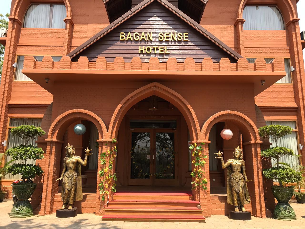 Ngoại cảnh khách sạn