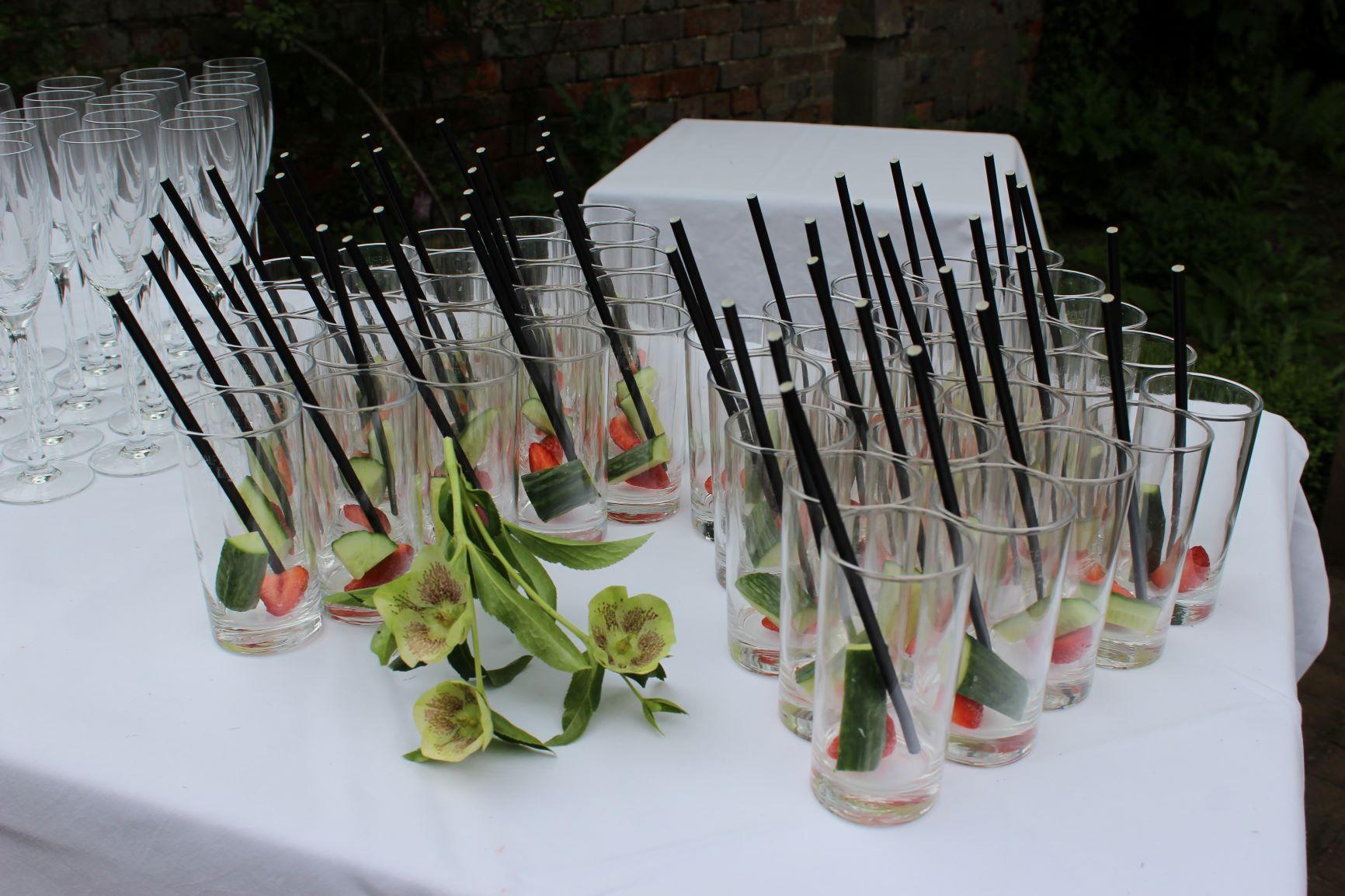 Đồ ăn và thức uống