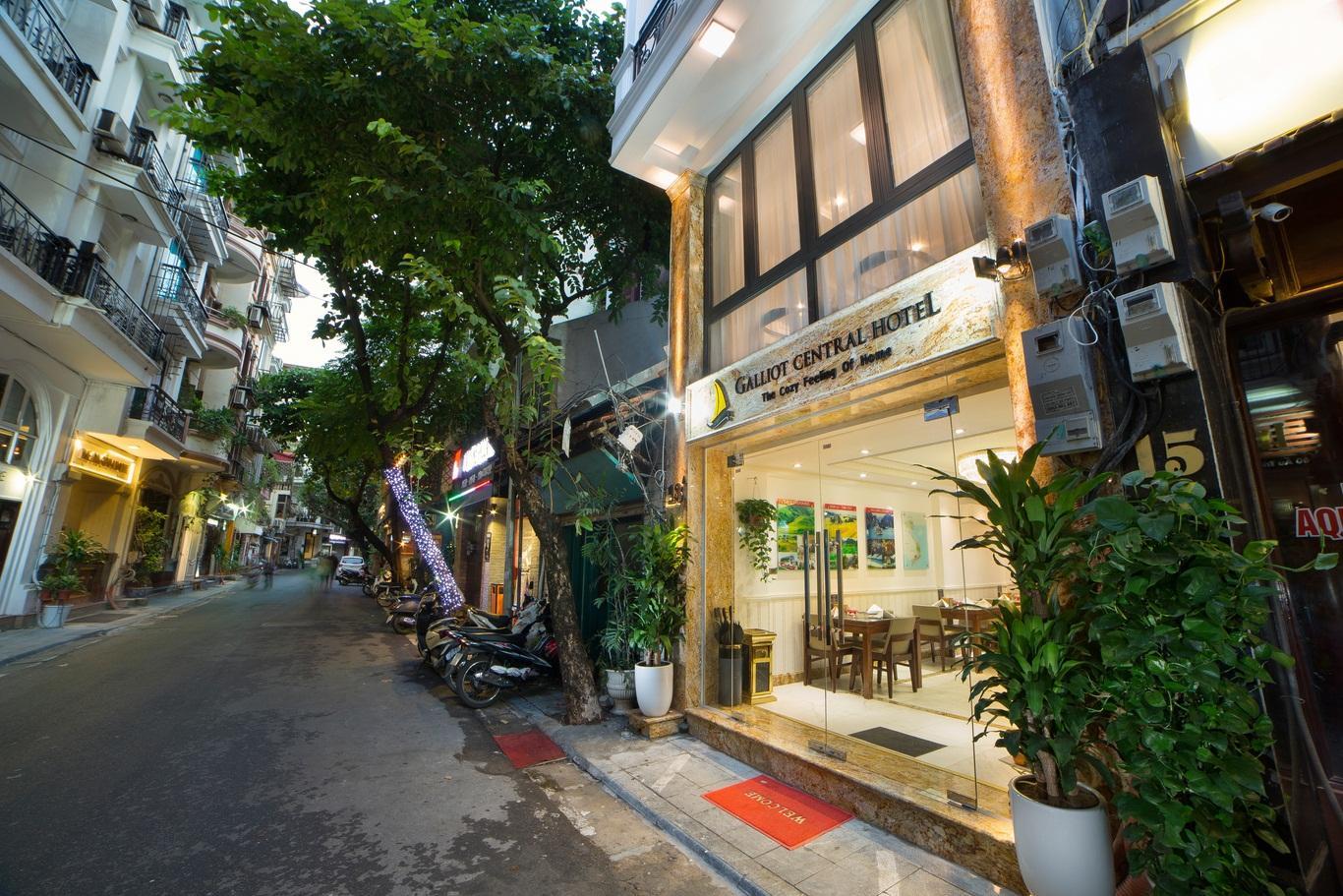 Ngoại cảnh khách sạn