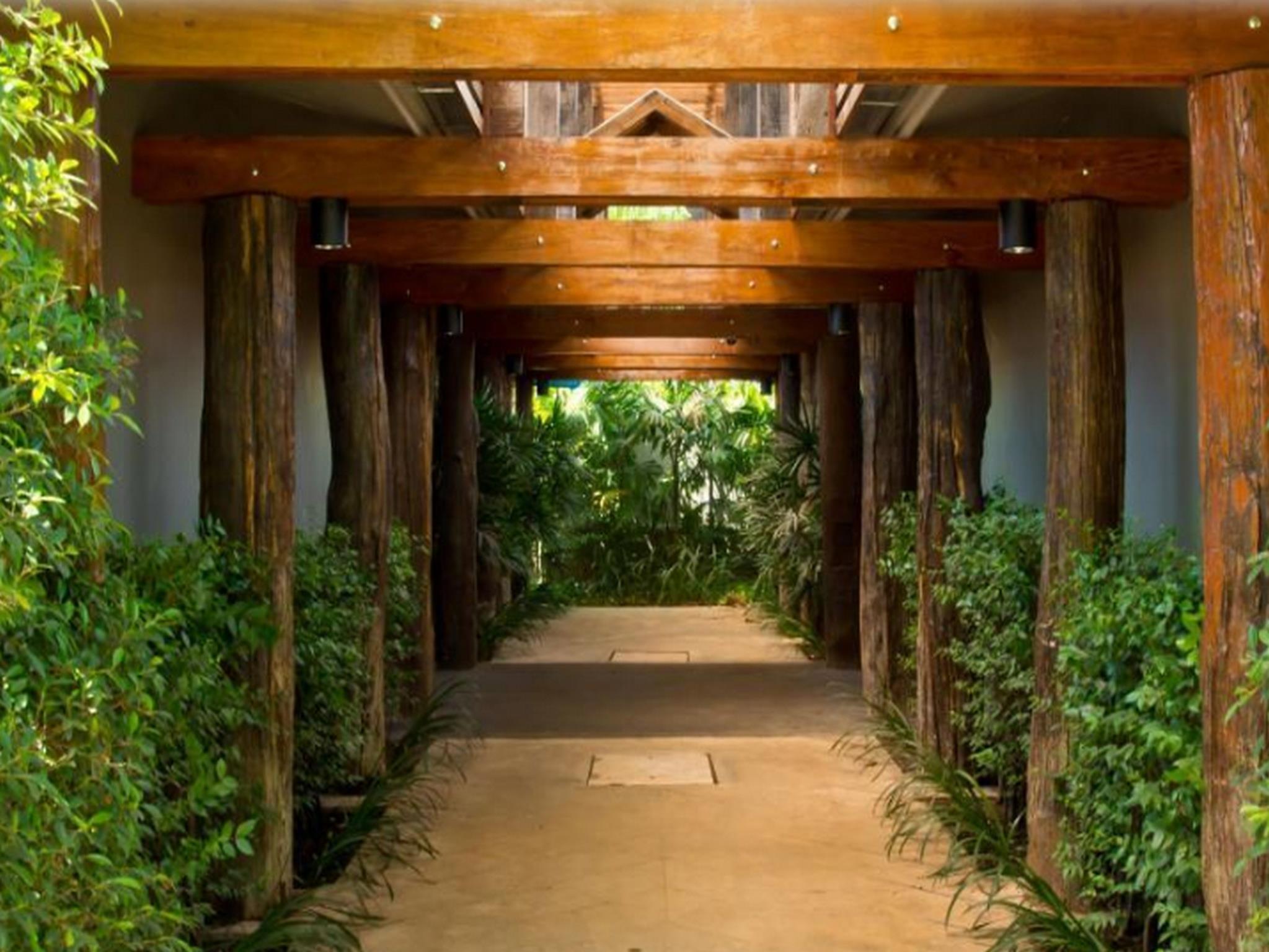 Ngoại cảnh khách sạn