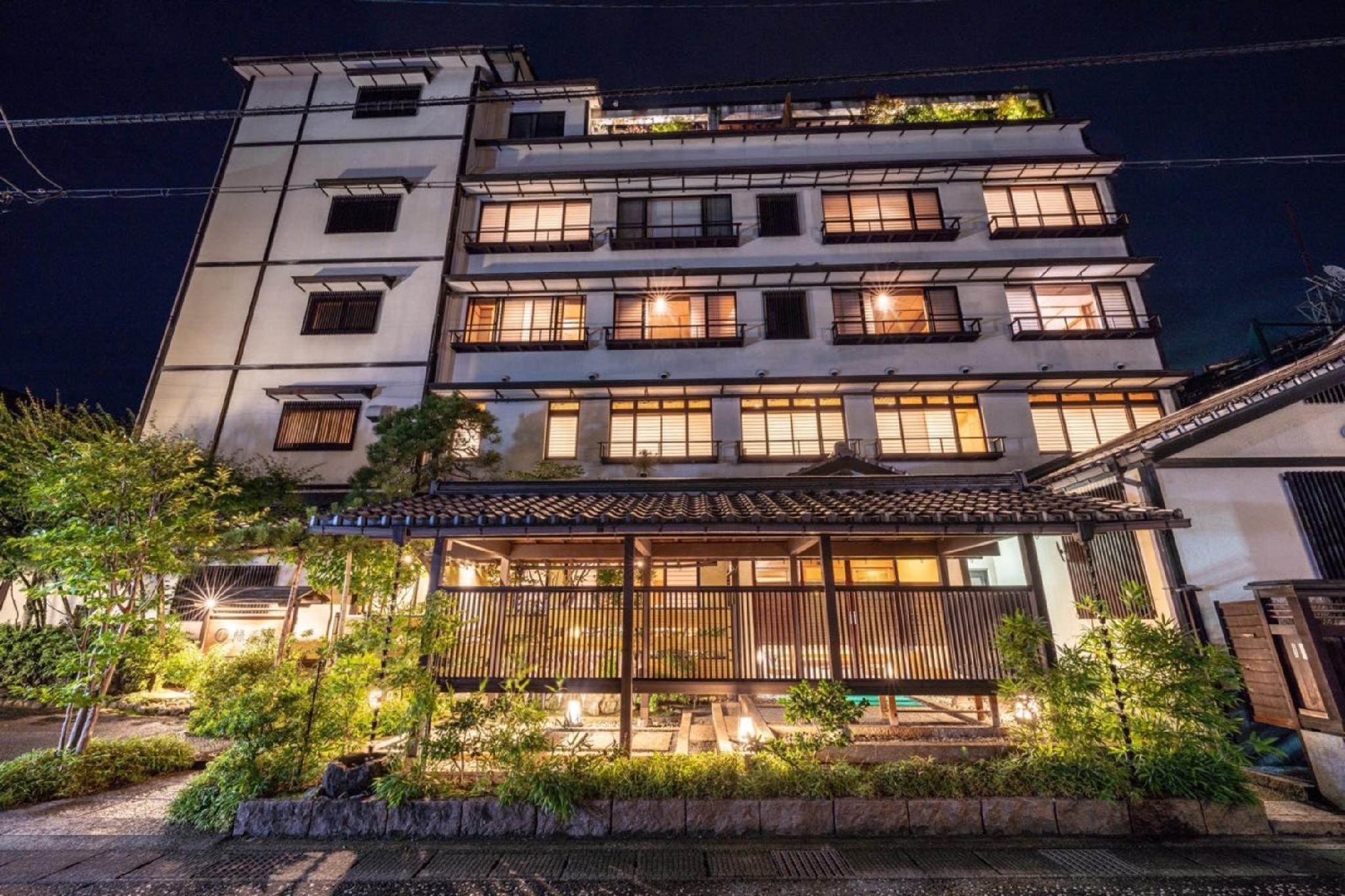 Ngoại cảnh khách sạn