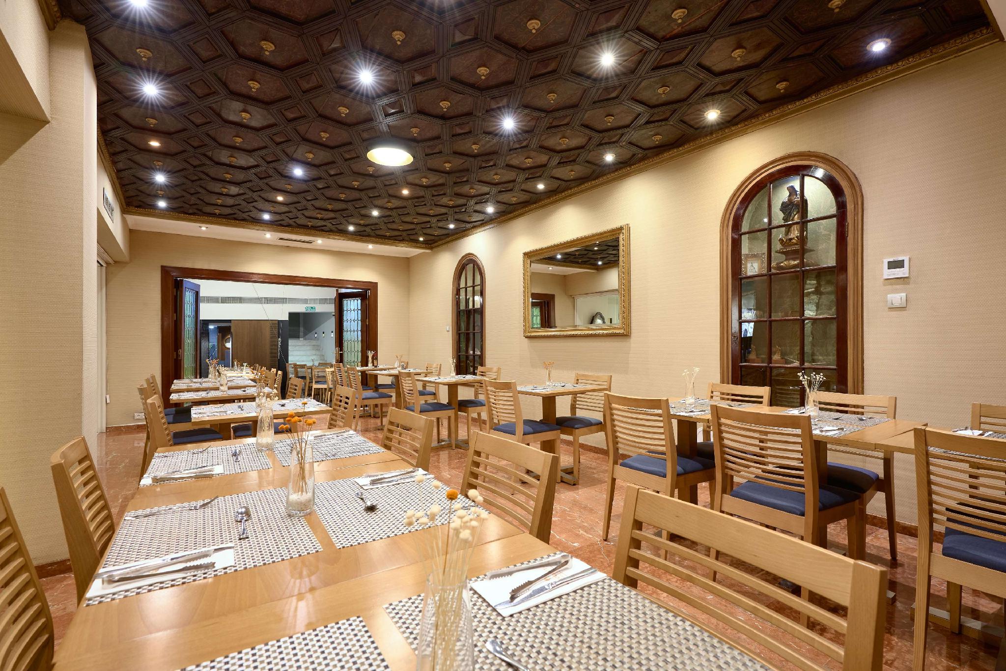 Trung tâm hội nghị