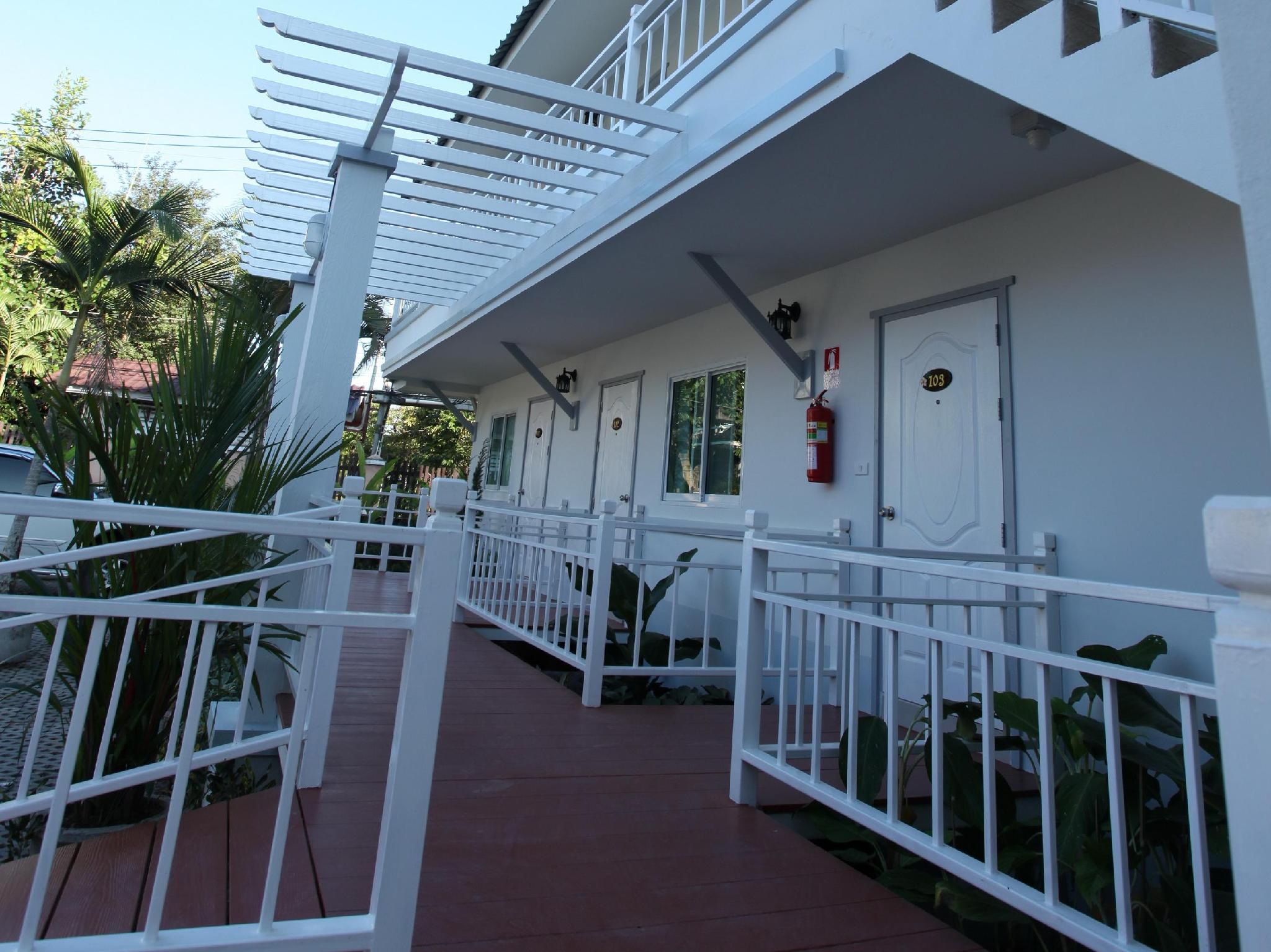 Ngoại cảnh khách sạn