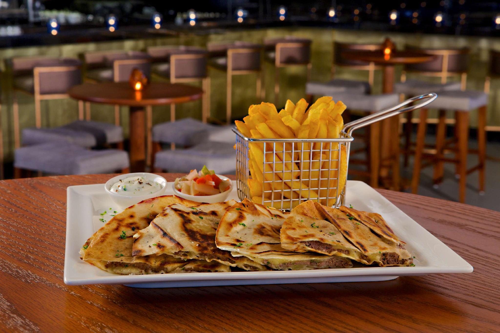 Đồ ăn và thức uống