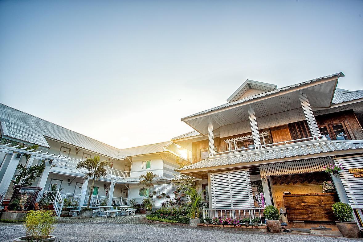 Ngoại cảnh khách sạn