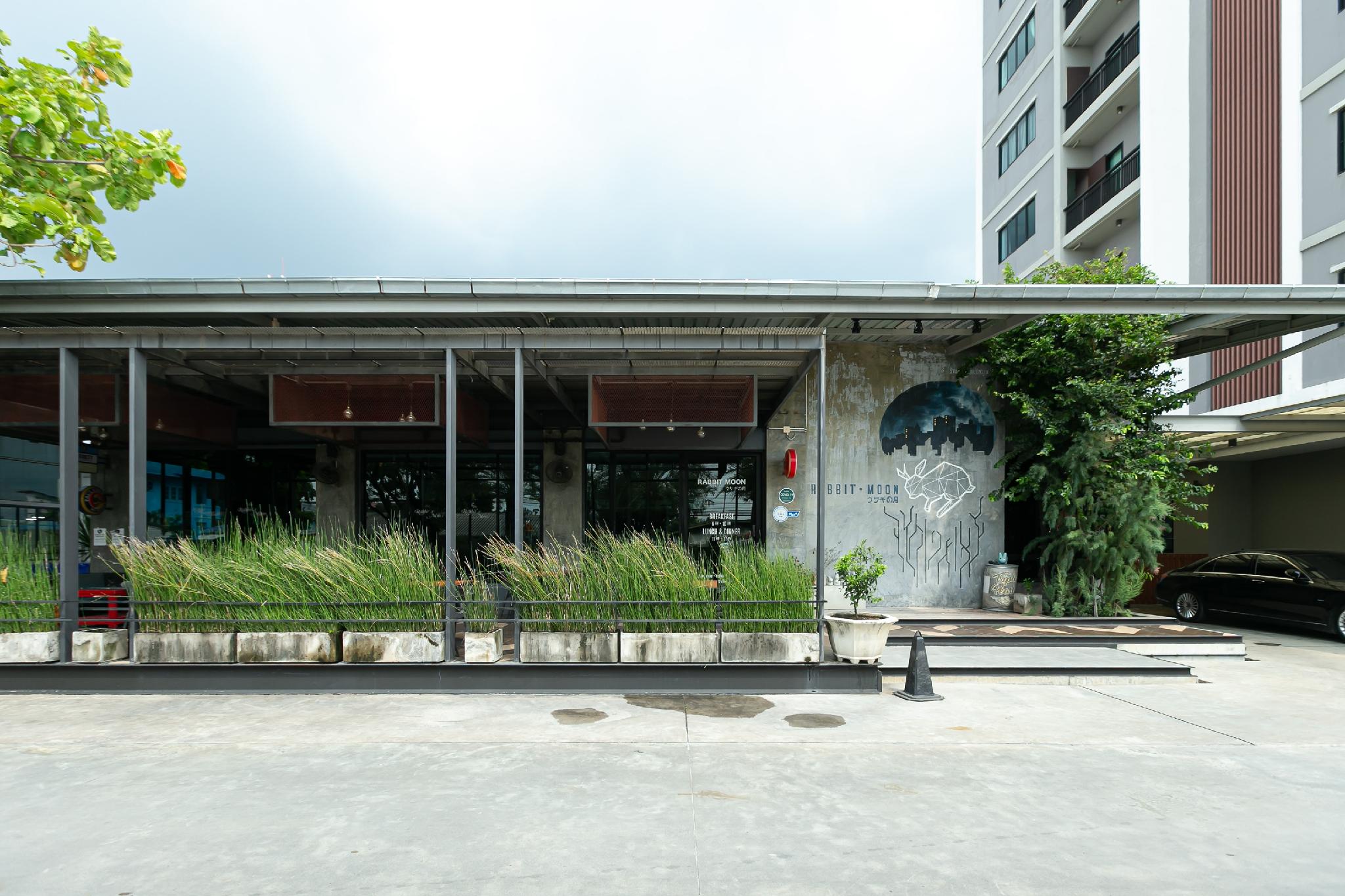 Ngoại cảnh khách sạn