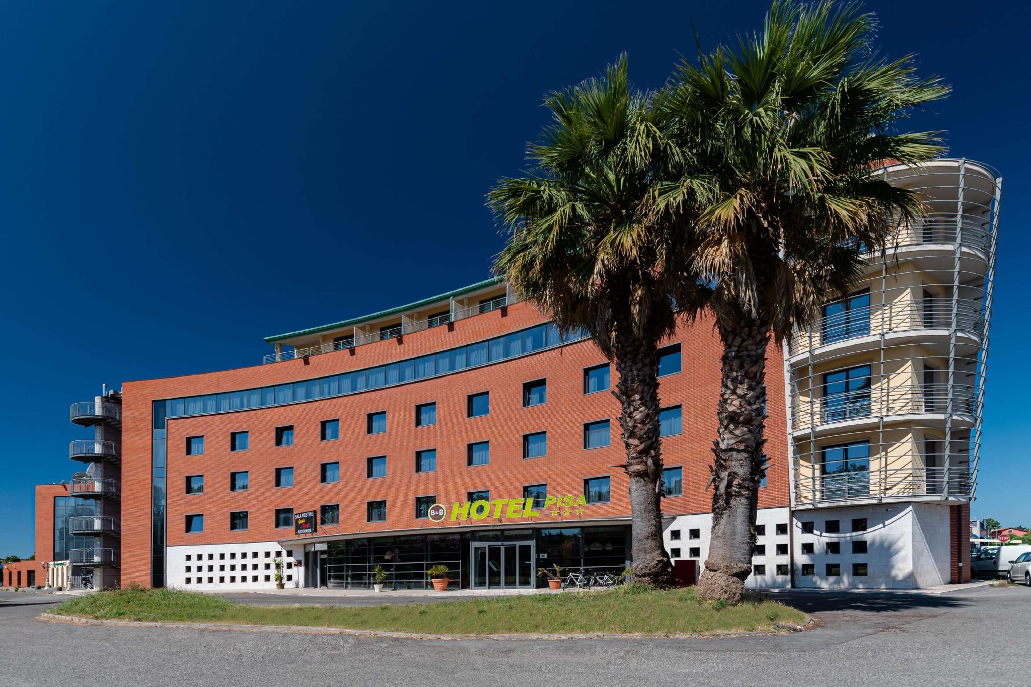 Ngoại cảnh khách sạn