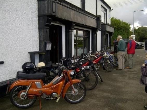 Ngoại cảnh khách sạn