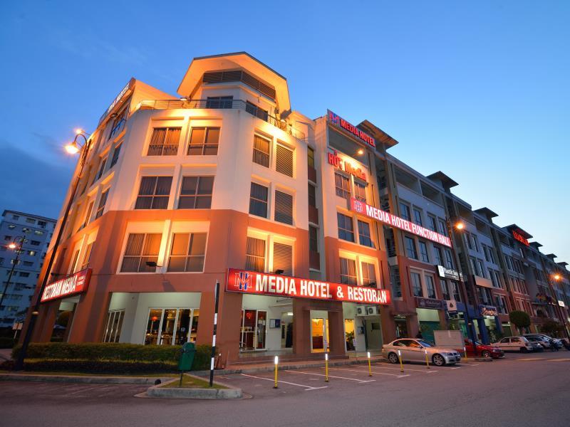 Ngoại cảnh khách sạn