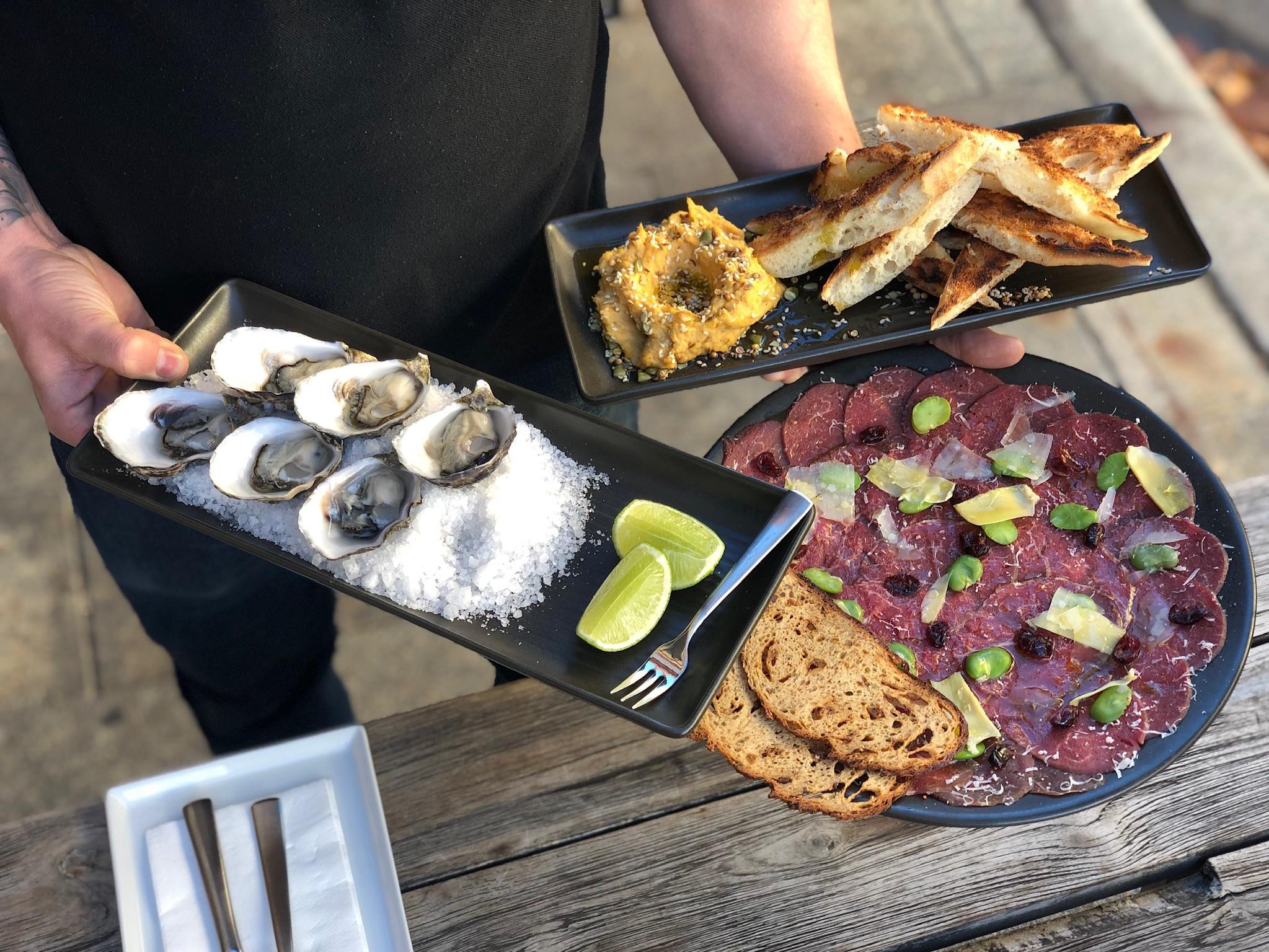 Đồ ăn và thức uống