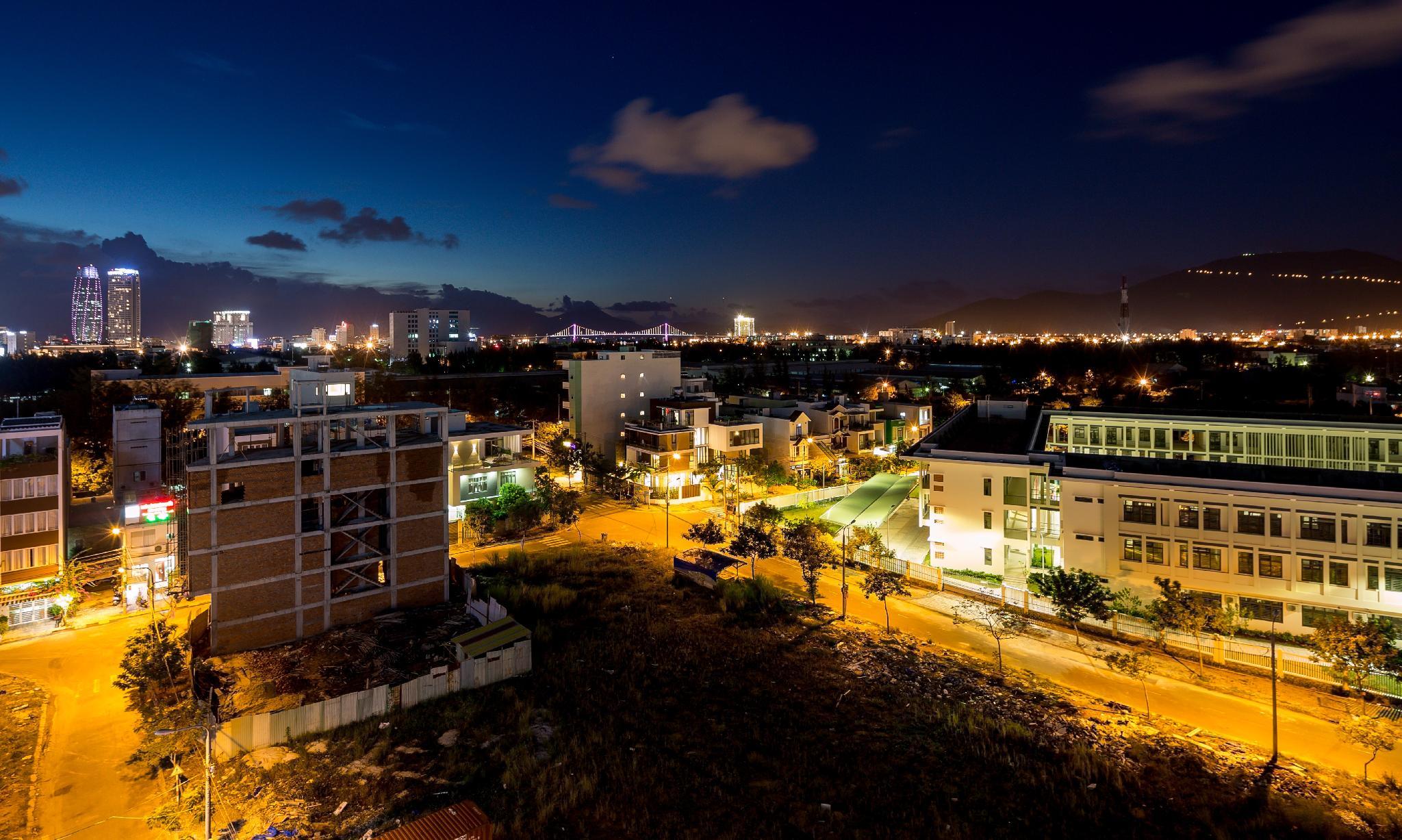 Khu vực xung quanh