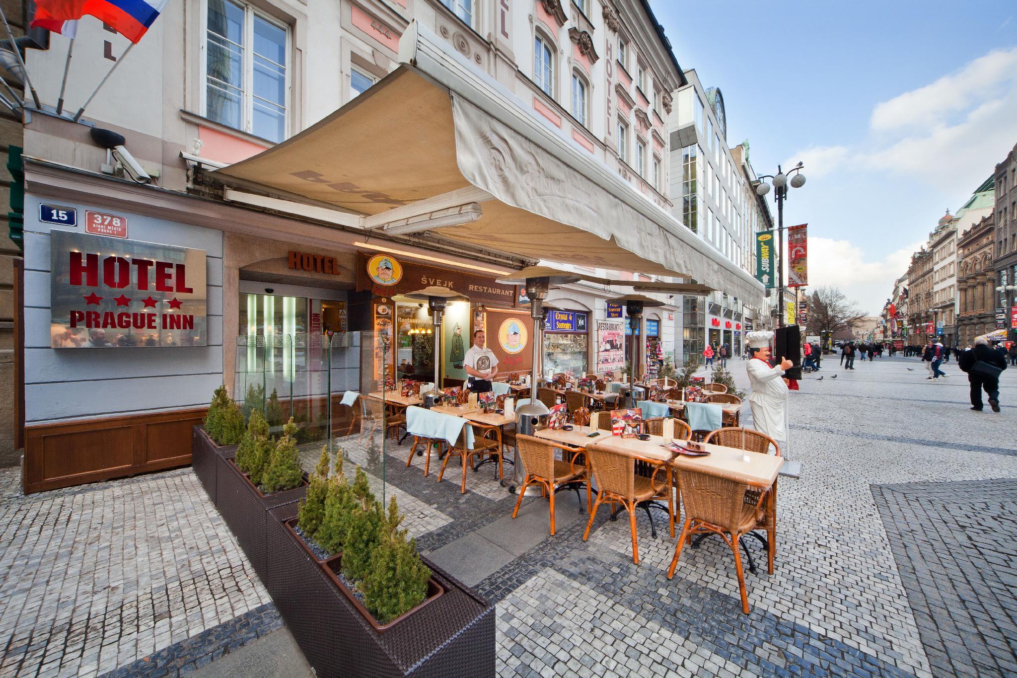 Ngoại cảnh khách sạn