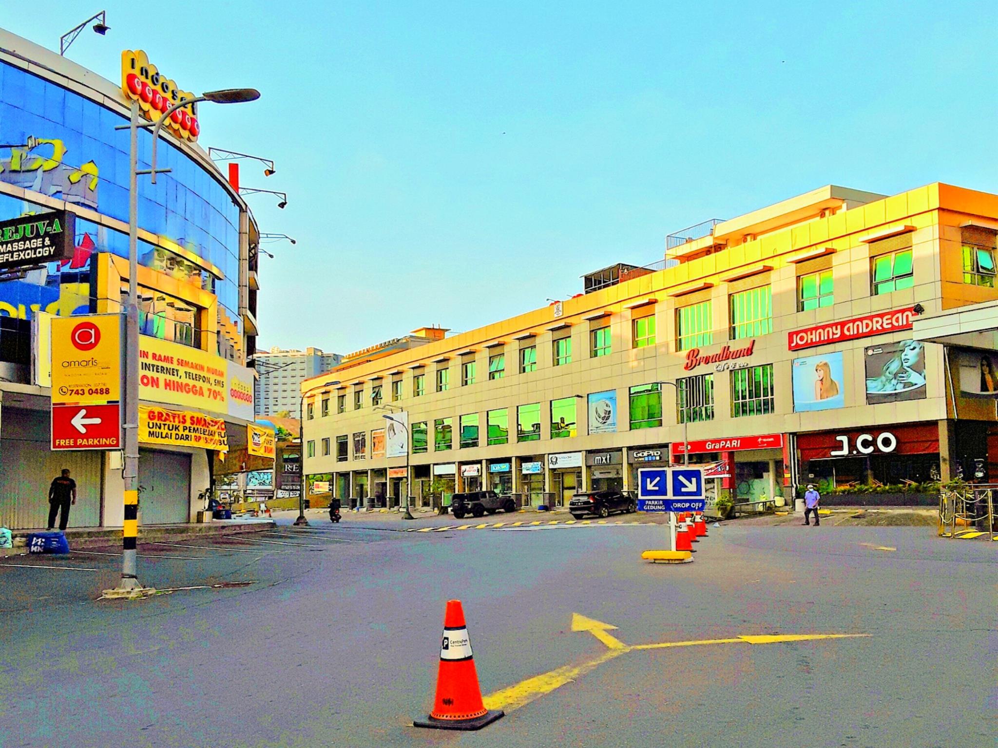 Nơi tham quan gần đây