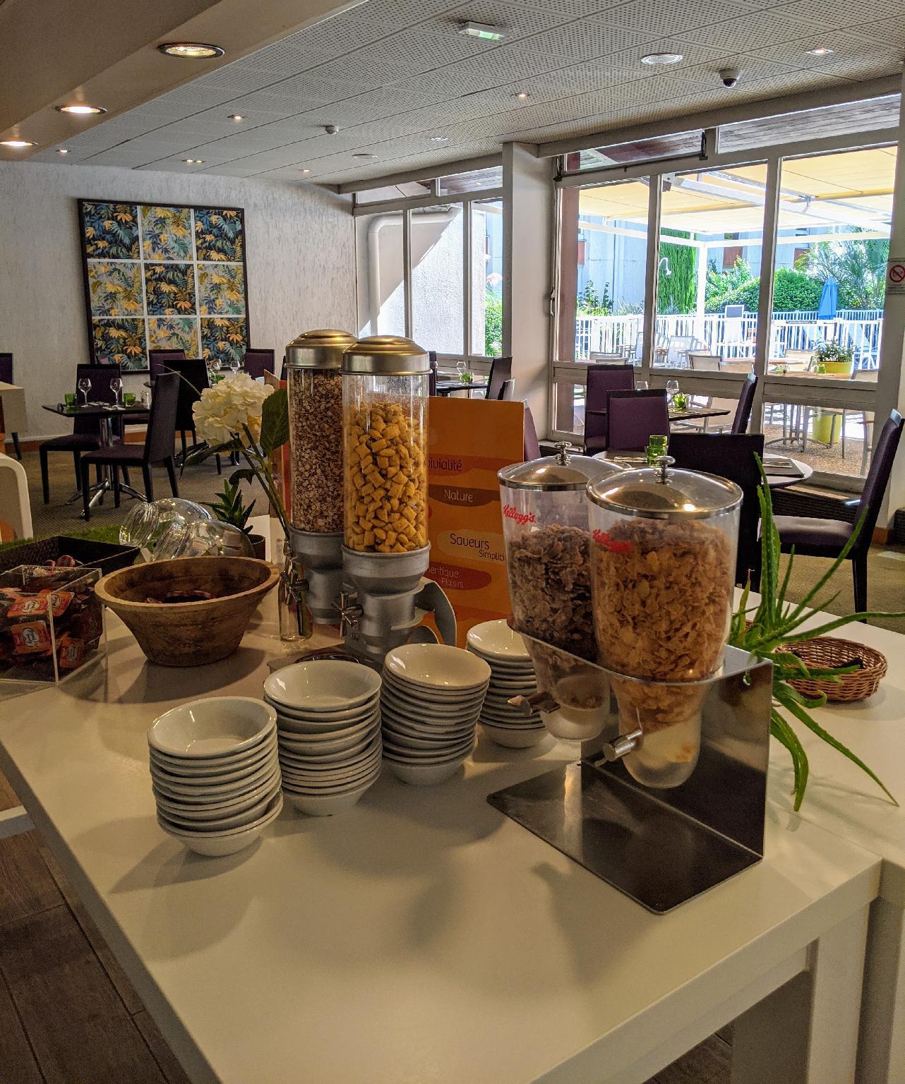 Đồ ăn và thức uống