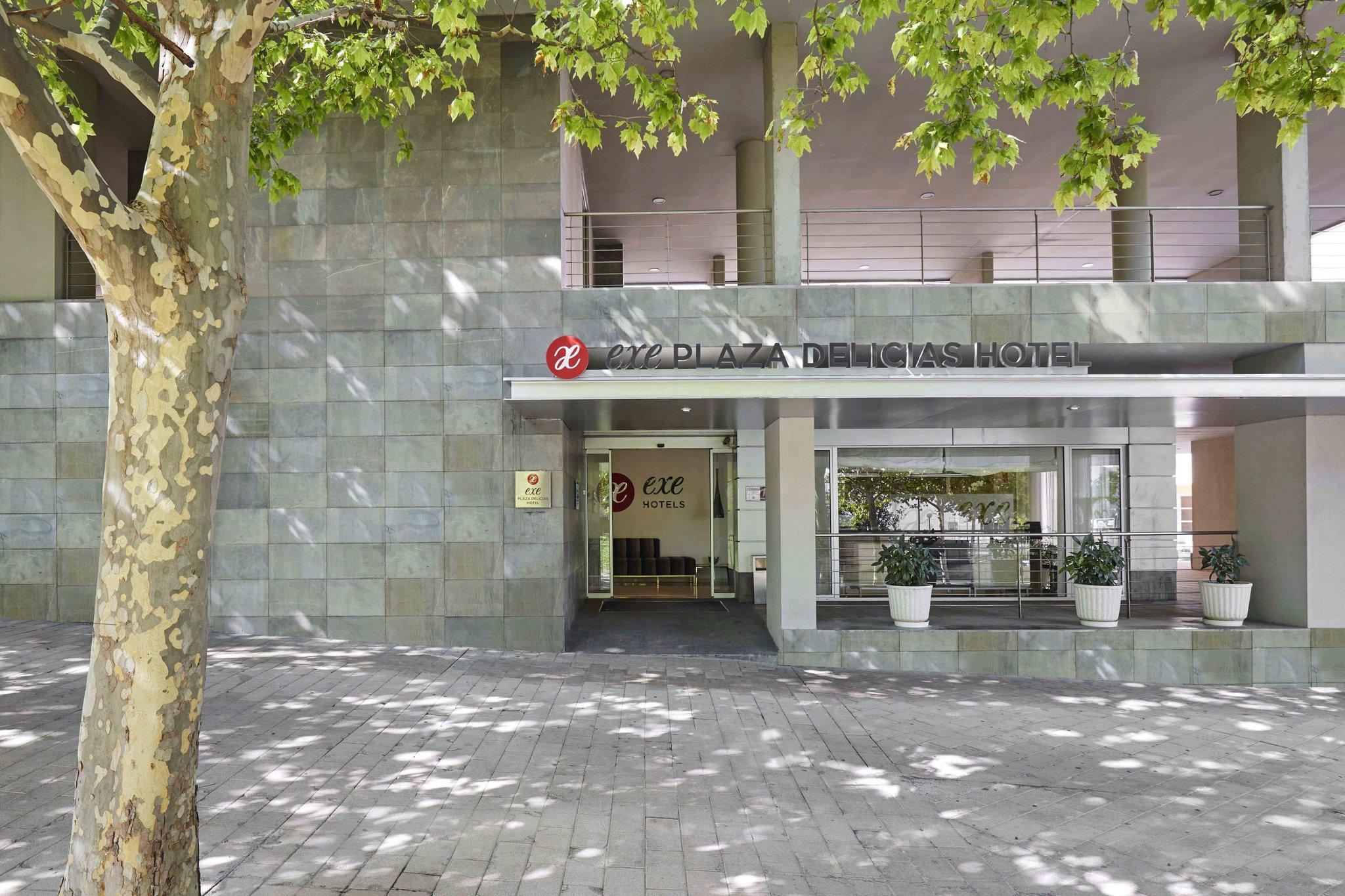 Ngoại cảnh khách sạn