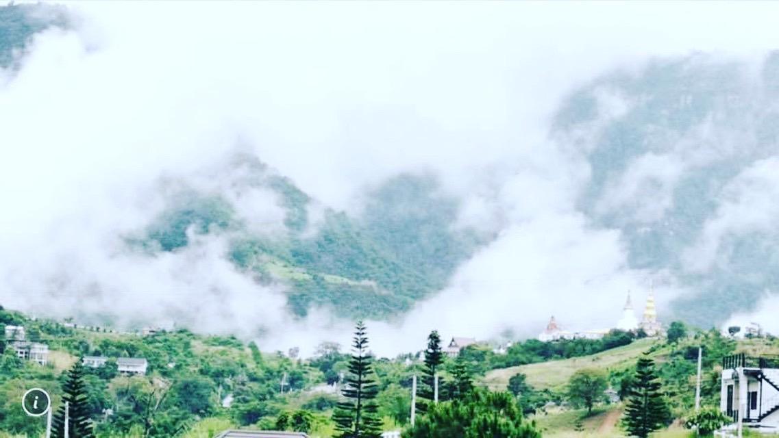 Ngoại cảnh khách sạn