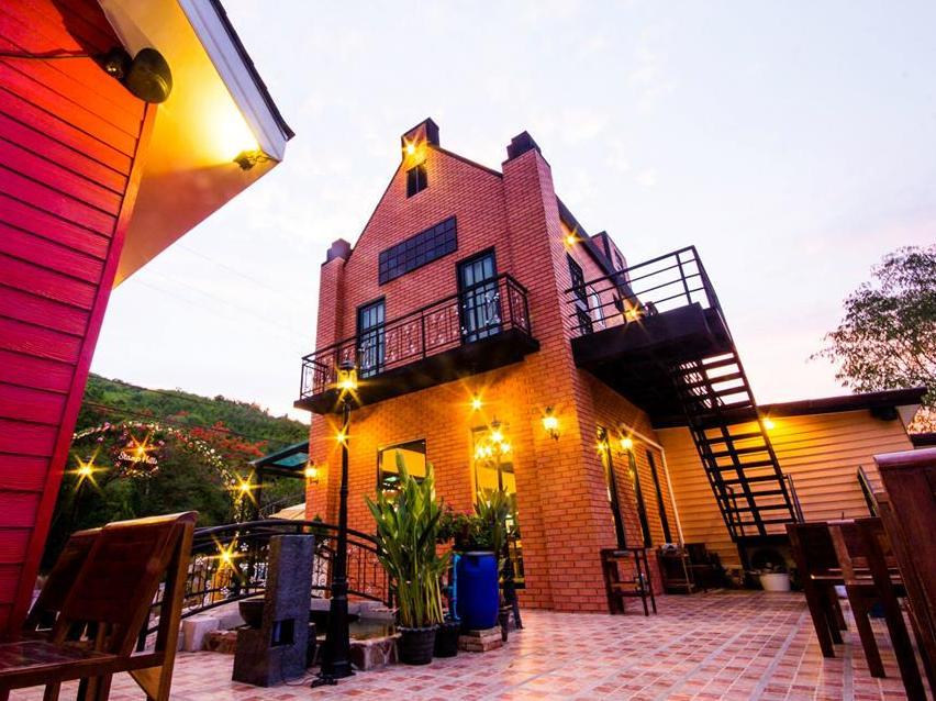 Ngoại cảnh khách sạn