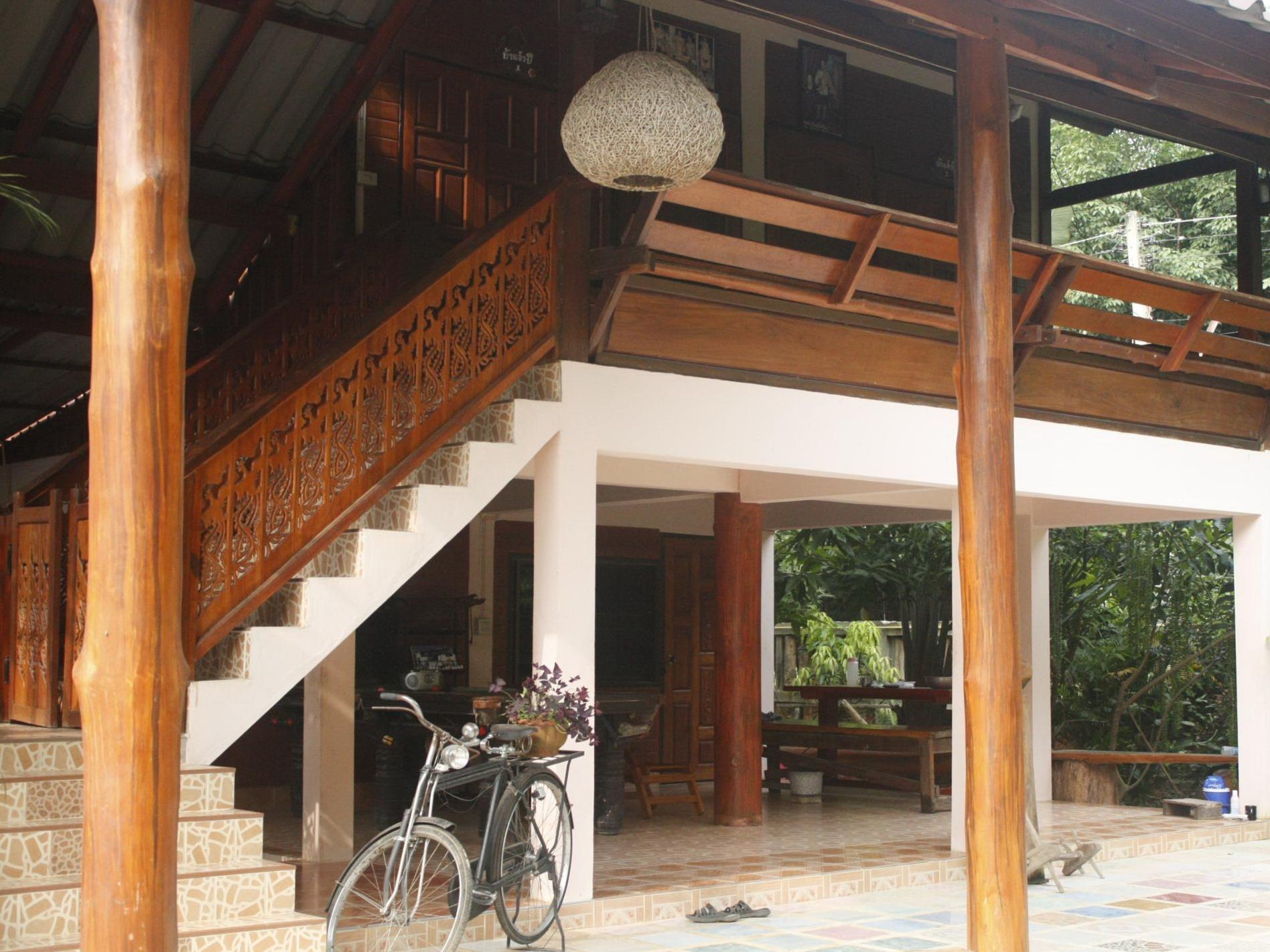 Ngoại cảnh khách sạn